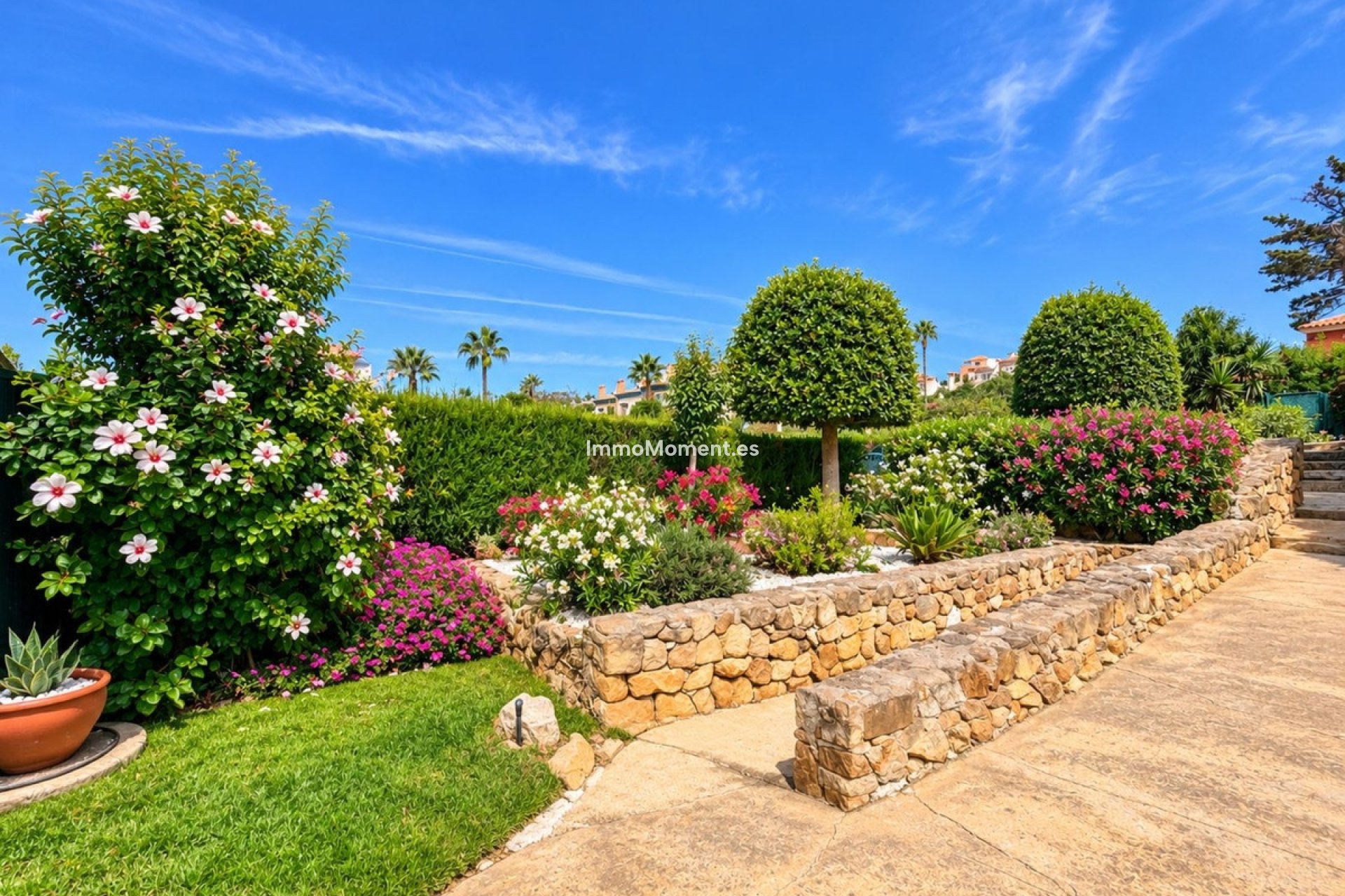Resale - Detached villa - Manilva - La Duquesa