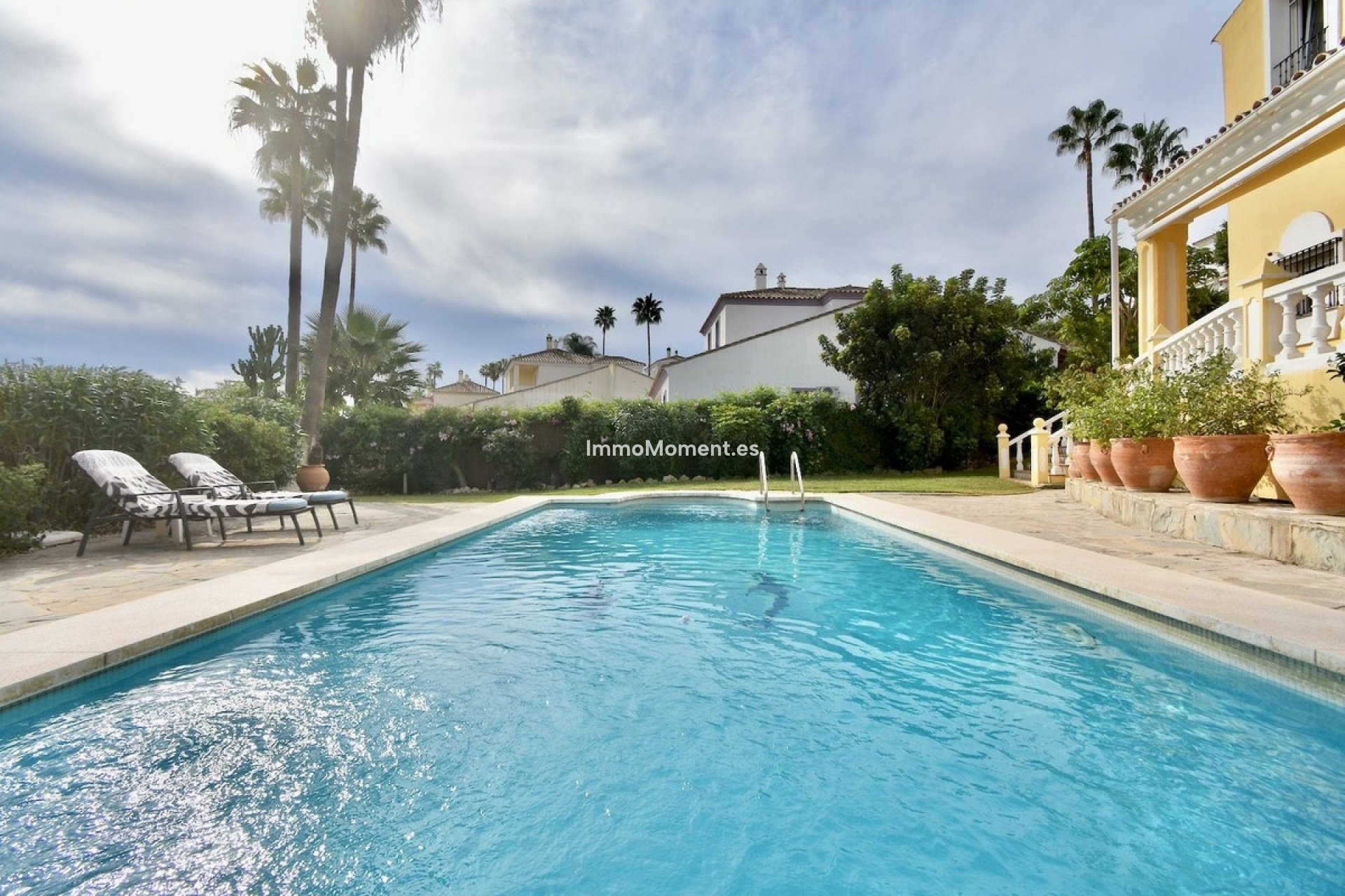 Resale - Detached villa - Manilva - La Duquesa