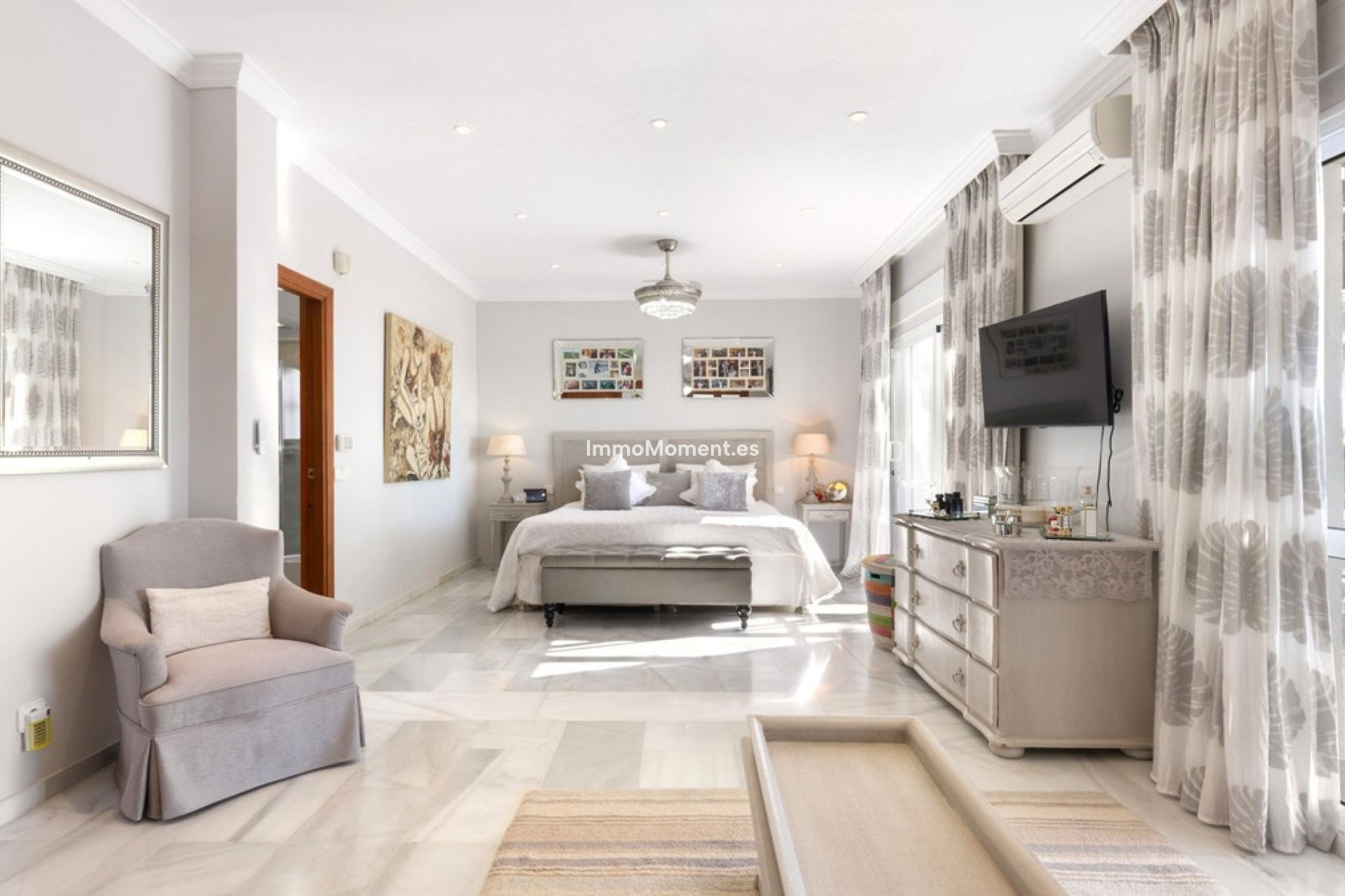 Resale - Detached villa - Manilva - La Duquesa