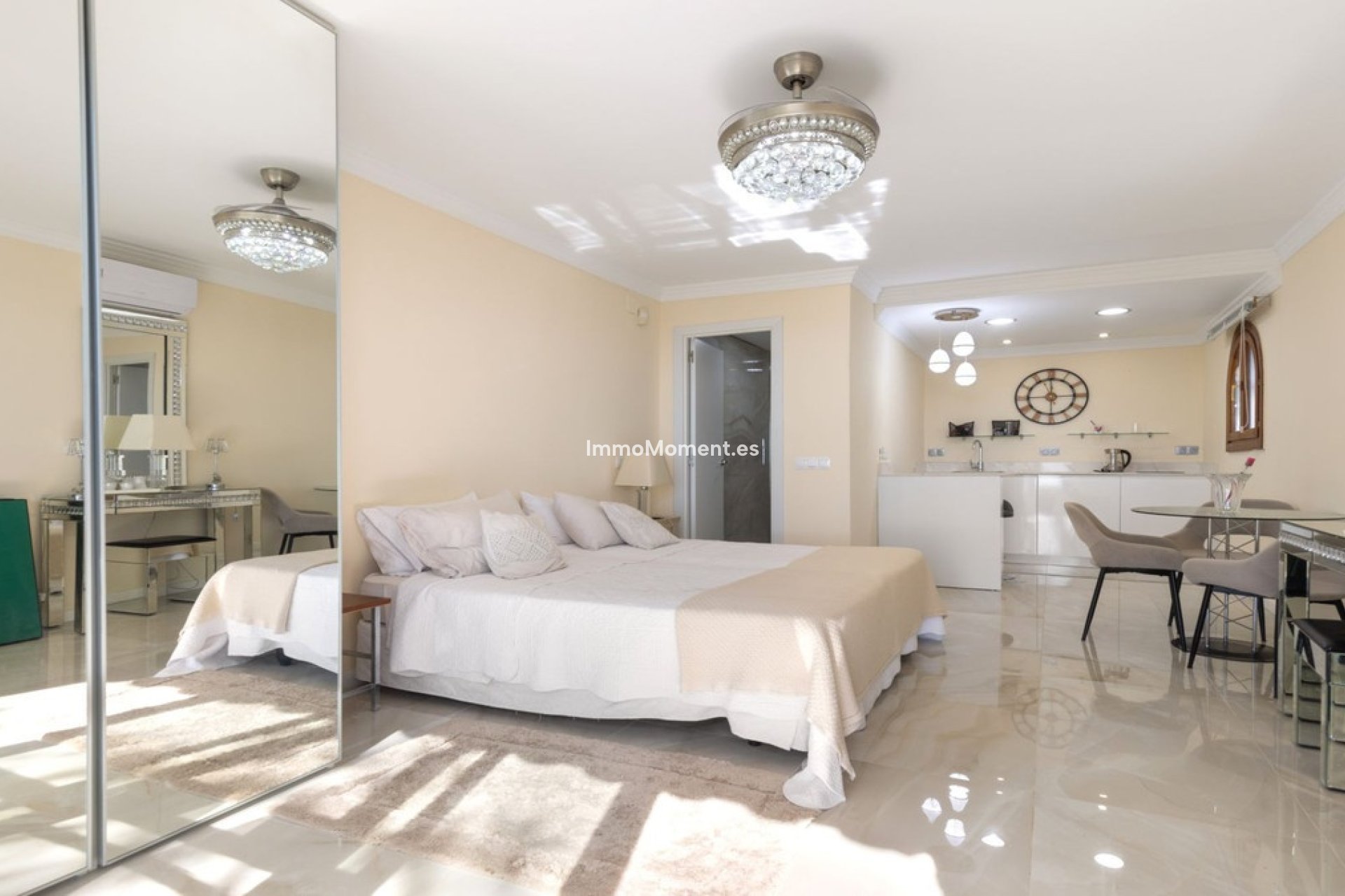 Resale - Detached villa - Manilva - La Duquesa