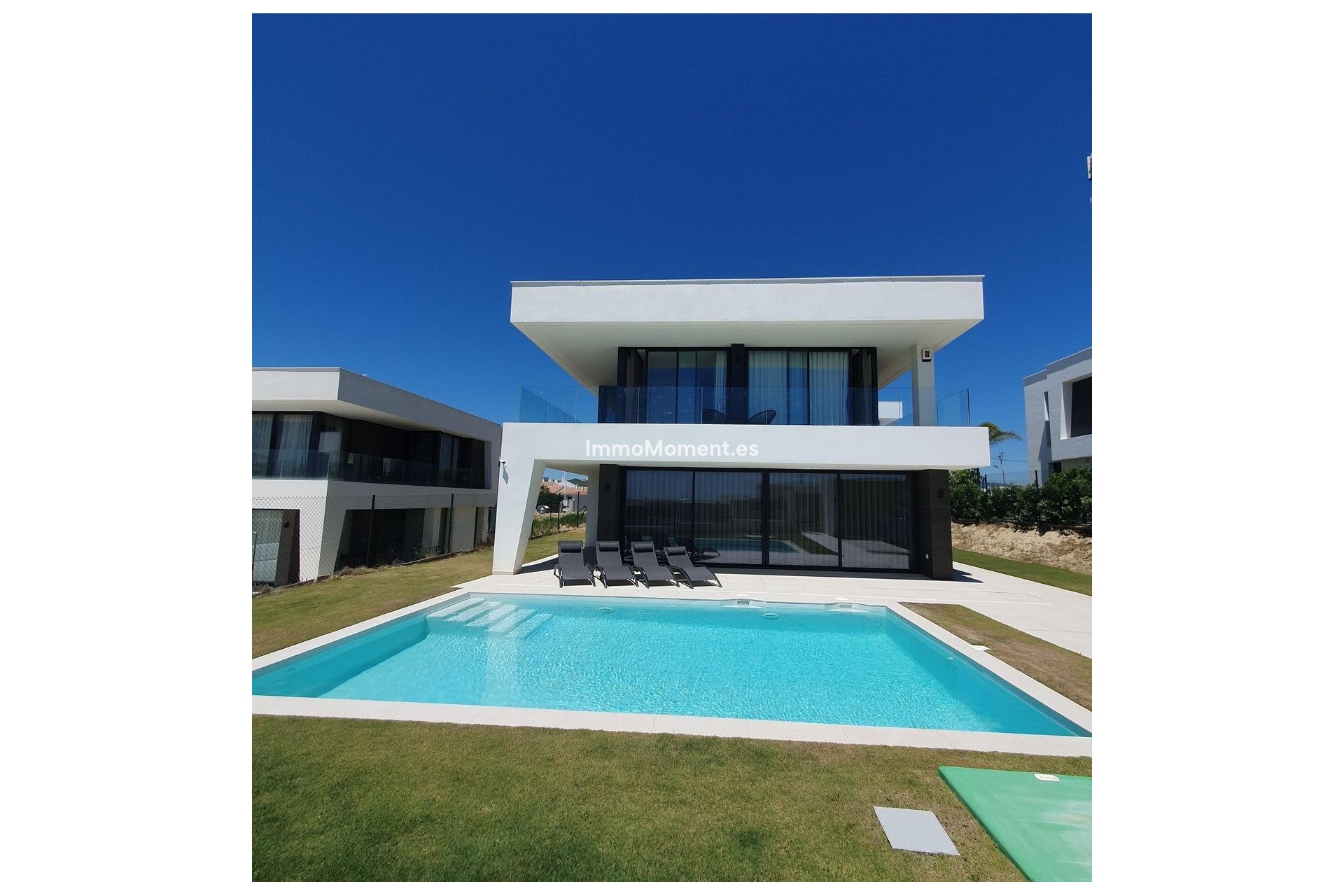 Resale - Detached villa - Manilva - La Duquesa