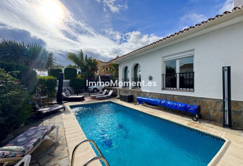Resale - Detached villa - Manilva - La Duquesa