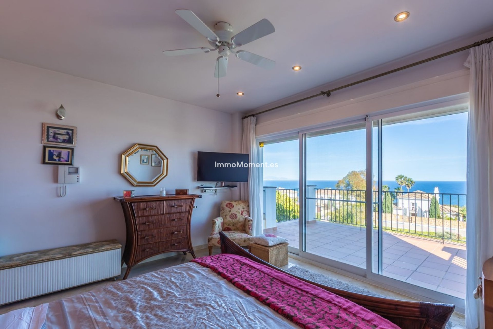 Resale - Detached villa - Manilva - La Duquesa
