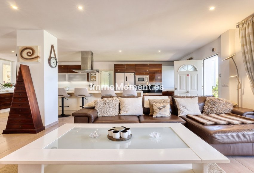 Resale - Detached villa - Manilva - La Duquesa