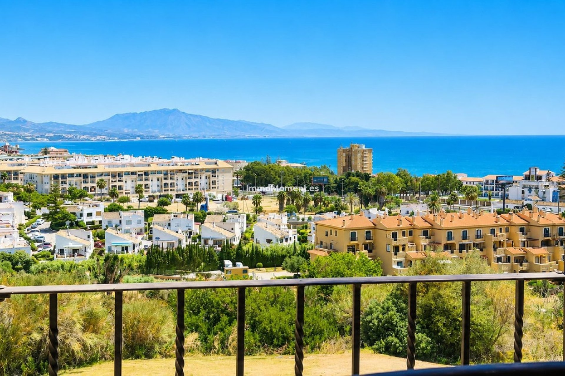 Resale - Detached villa - Manilva - La Duquesa