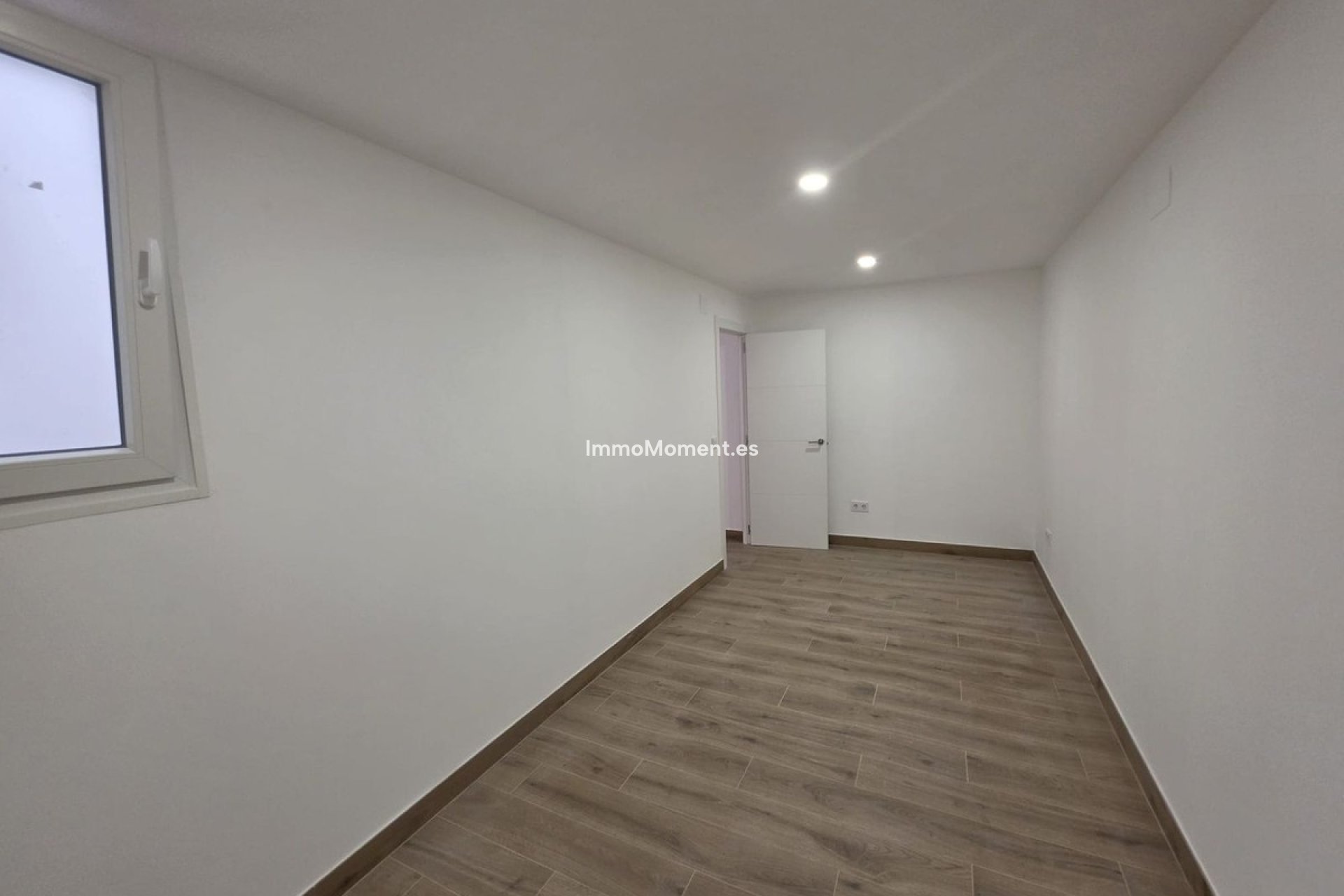 Resale - Detached villa - Manilva