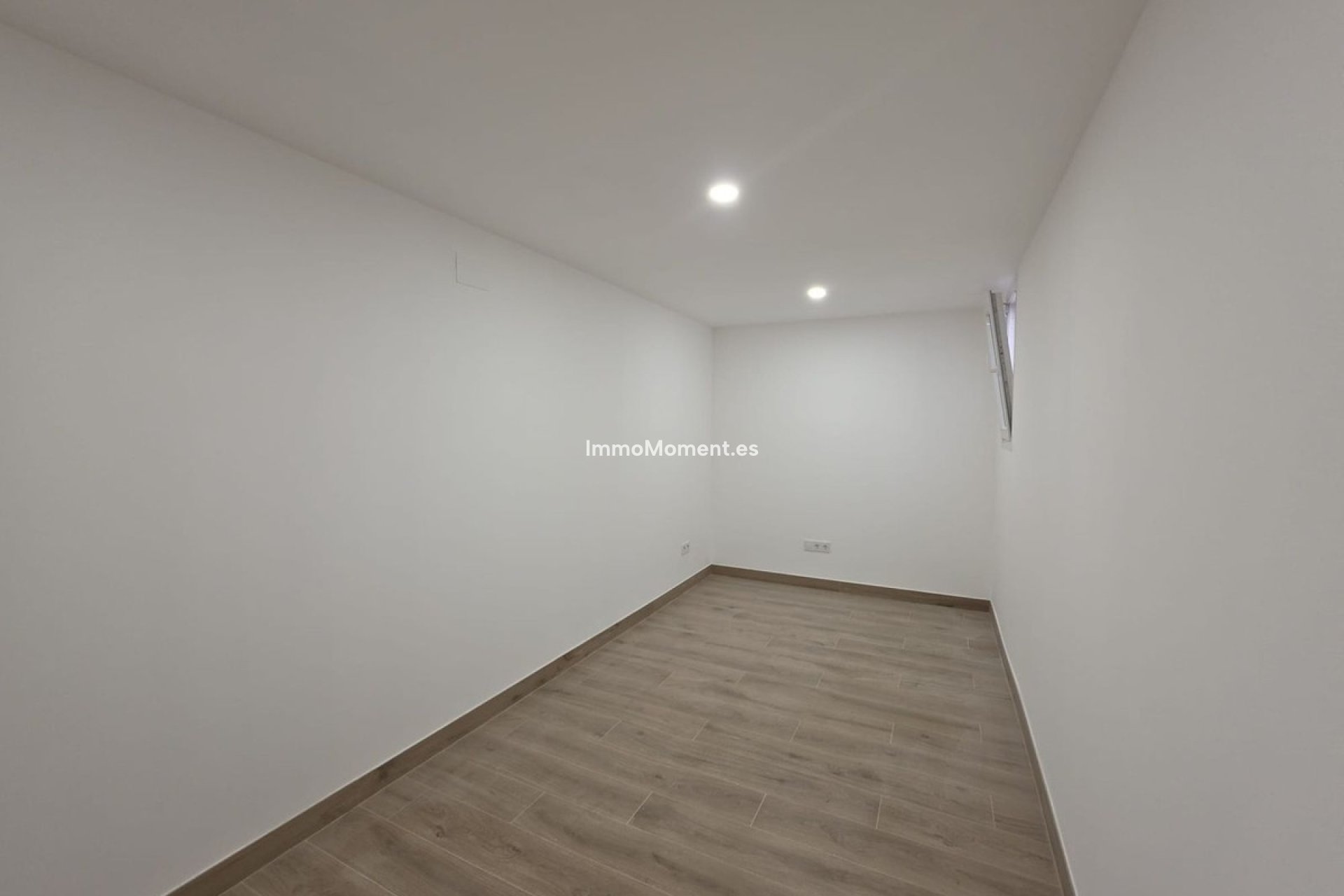 Resale - Detached villa - Manilva