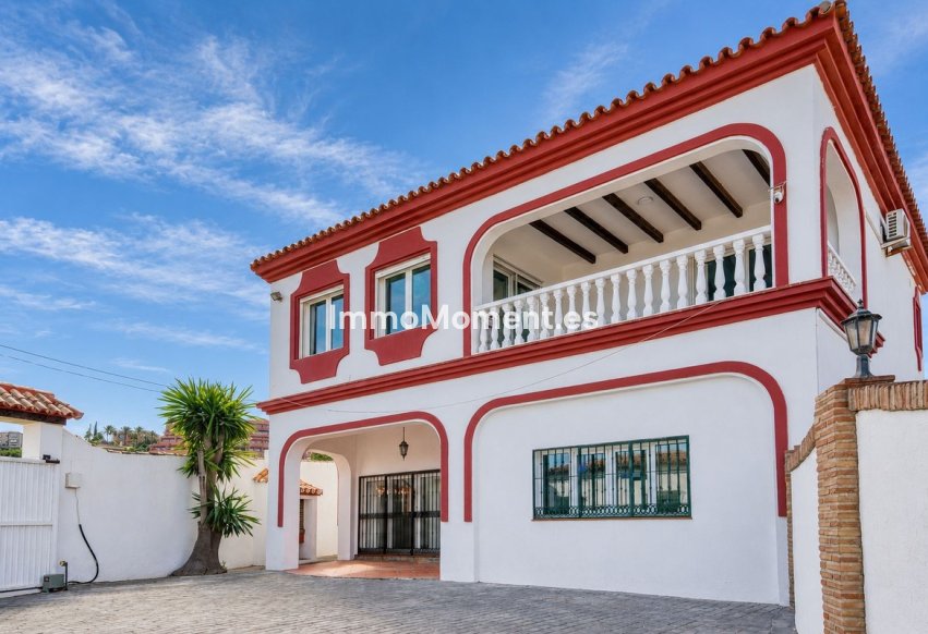 Resale - Detached villa - Manilva