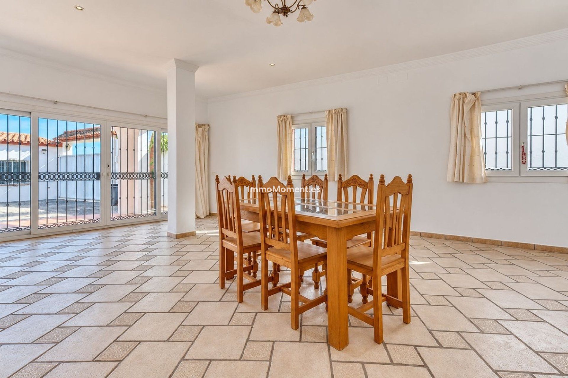 Resale - Detached villa - Manilva