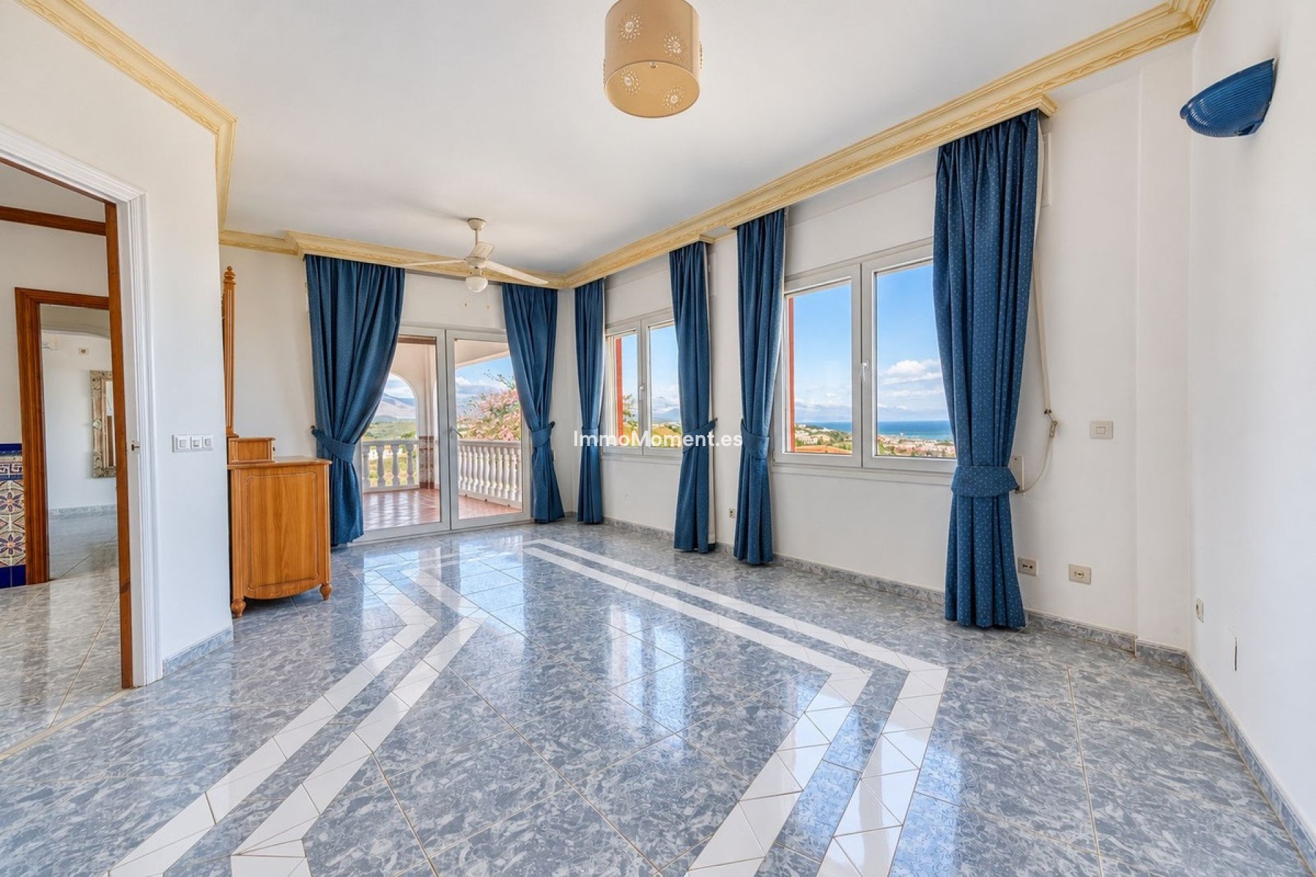 Resale - Detached villa - Manilva
