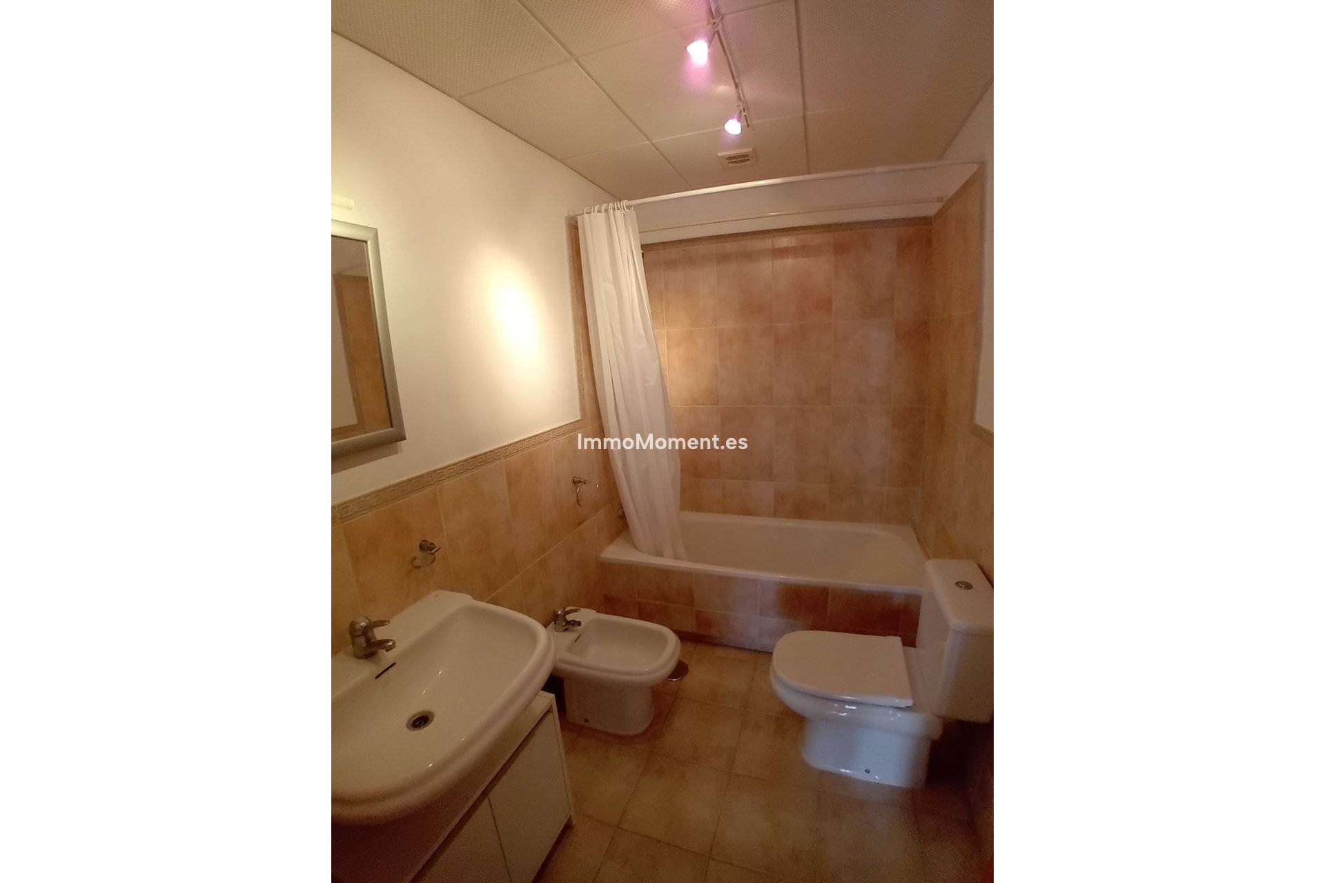 Resale - Detached villa - Manilva