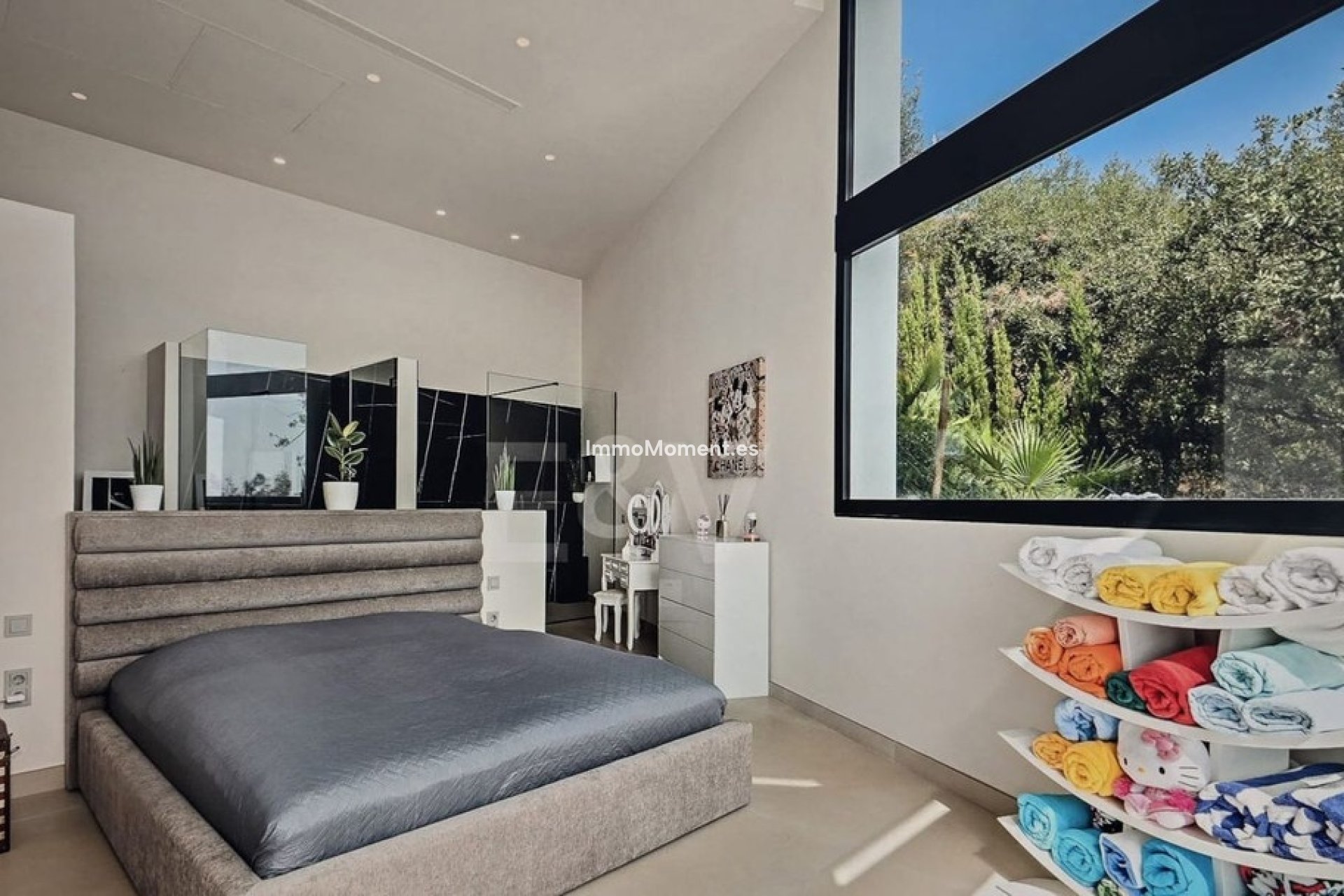 Resale - Detached villa - Marbella - Altos de los Monteros
