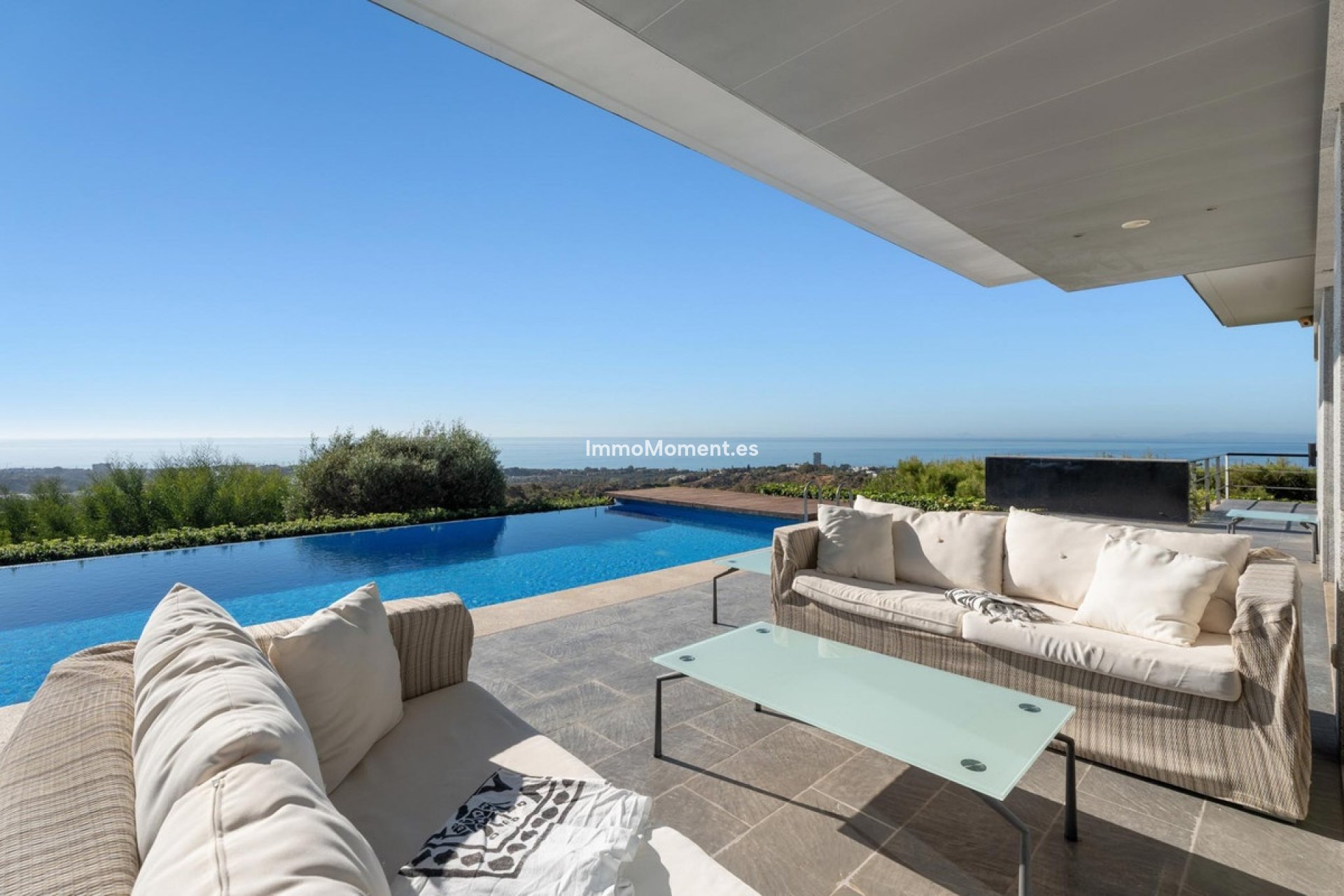 Resale - Detached villa - Marbella - Altos de los Monteros