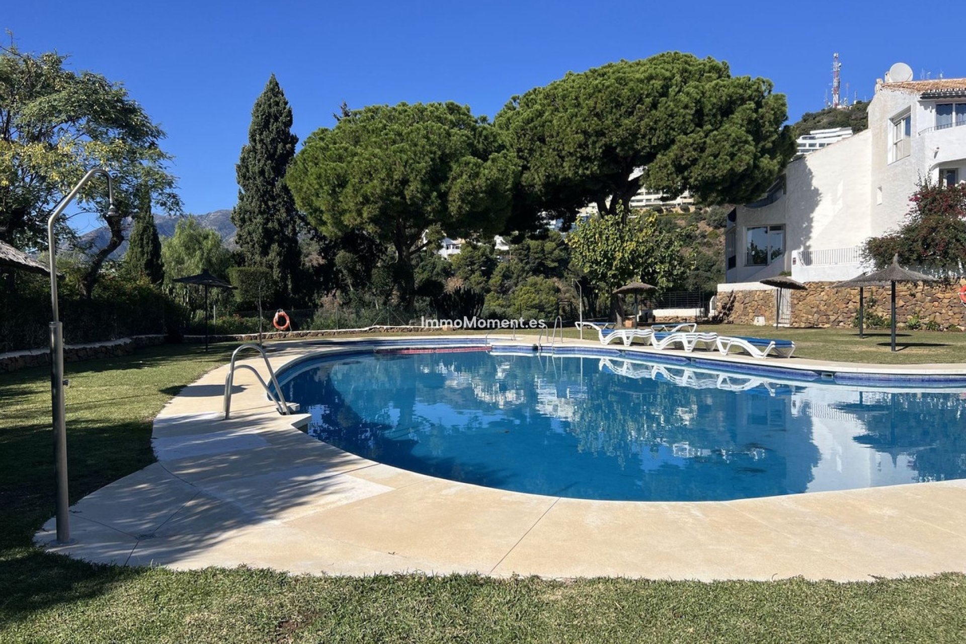 Resale - Detached villa - Marbella - Altos de los Monteros