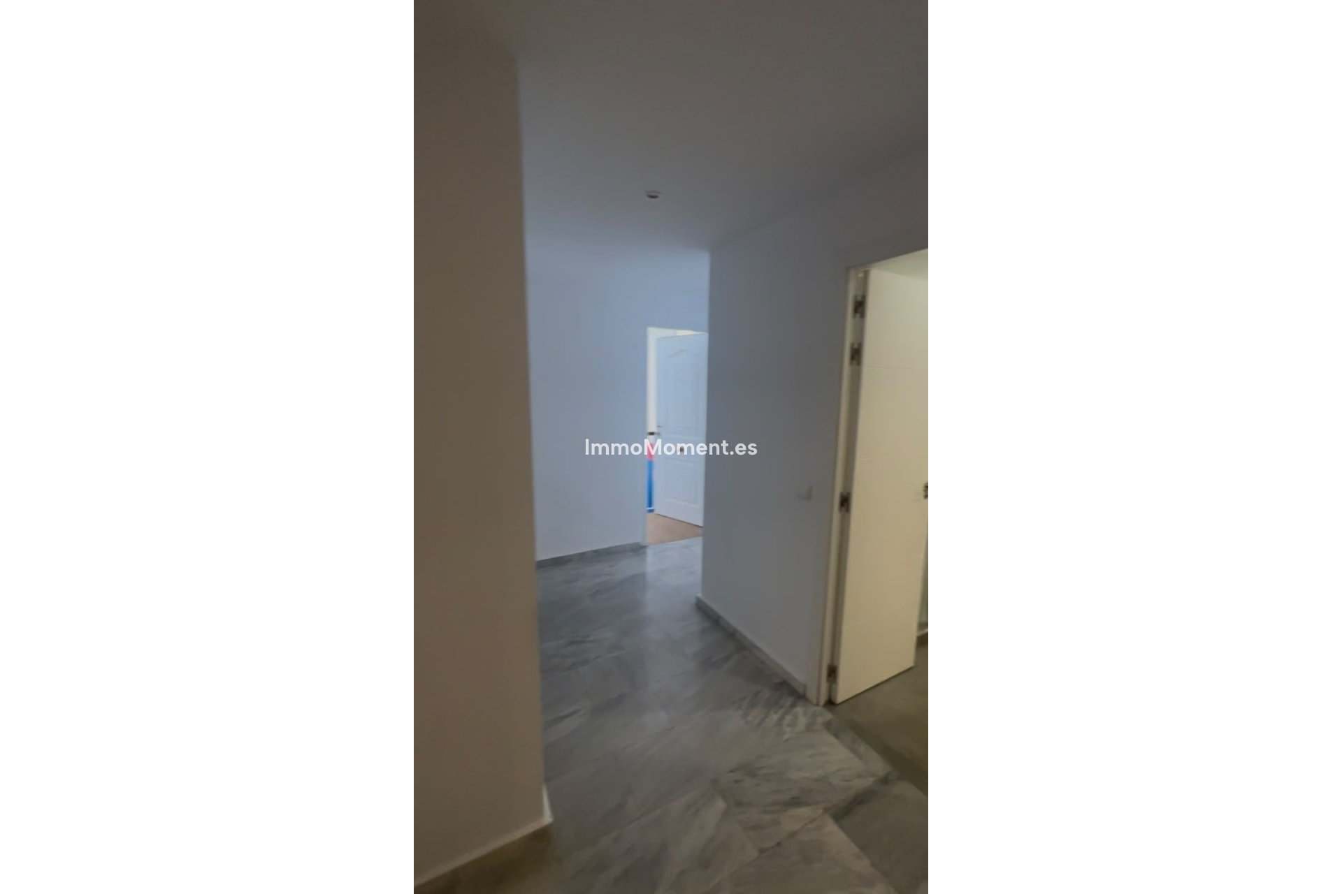 Resale - Detached villa - Marbella - Artola