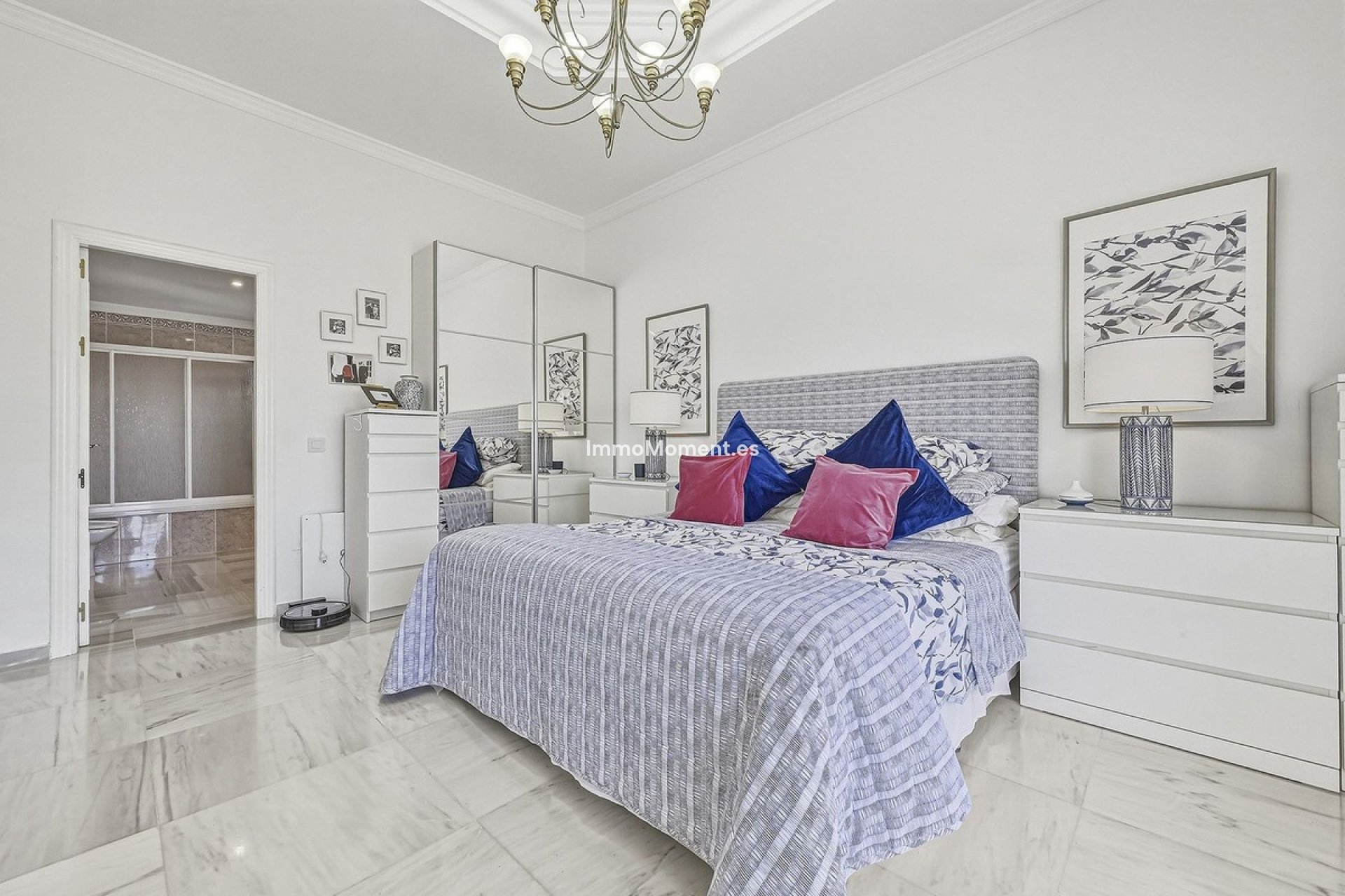 Resale - Detached villa - Marbella - Bahía de Marbella