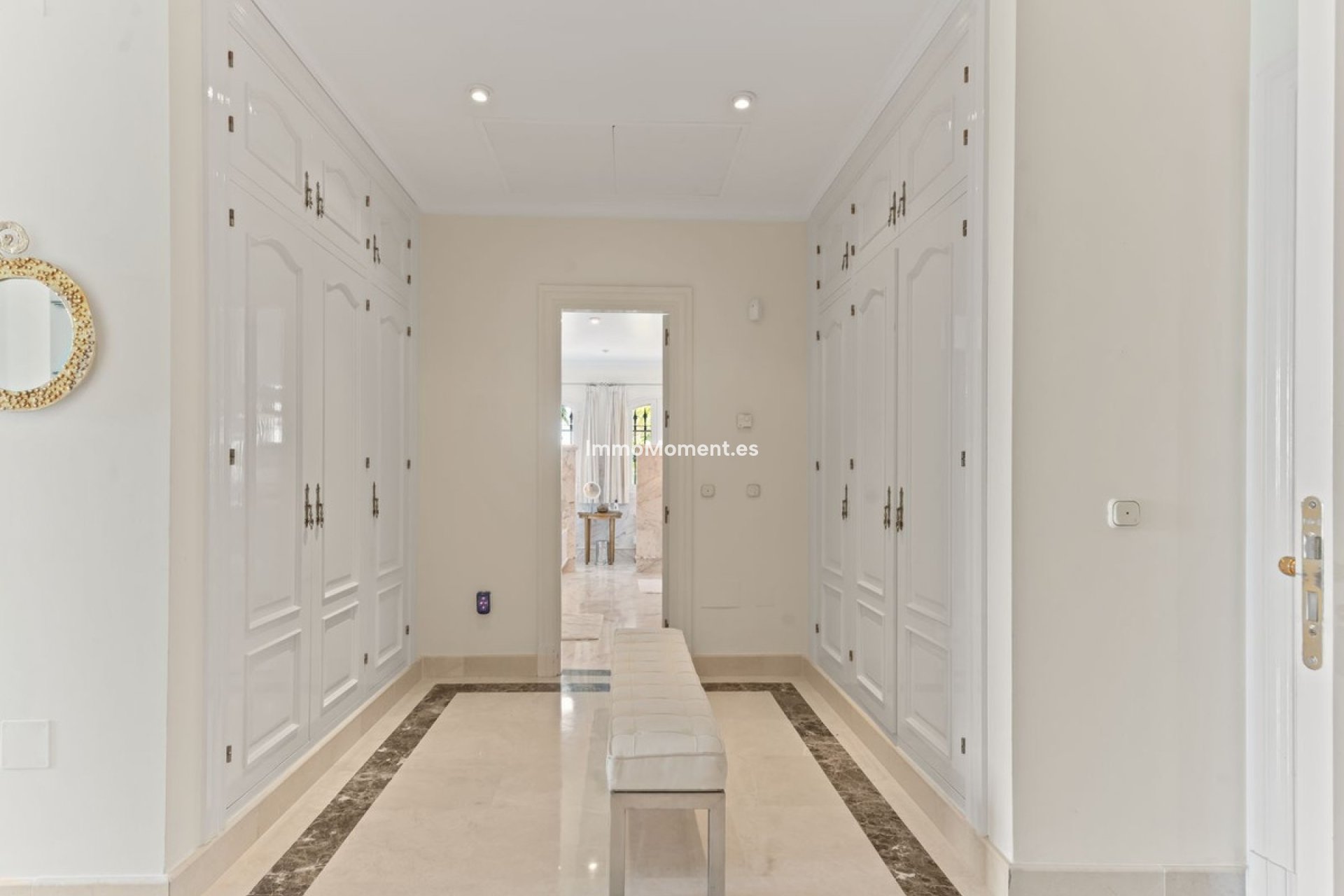 Resale - Detached villa - Marbella - Bahía de Marbella