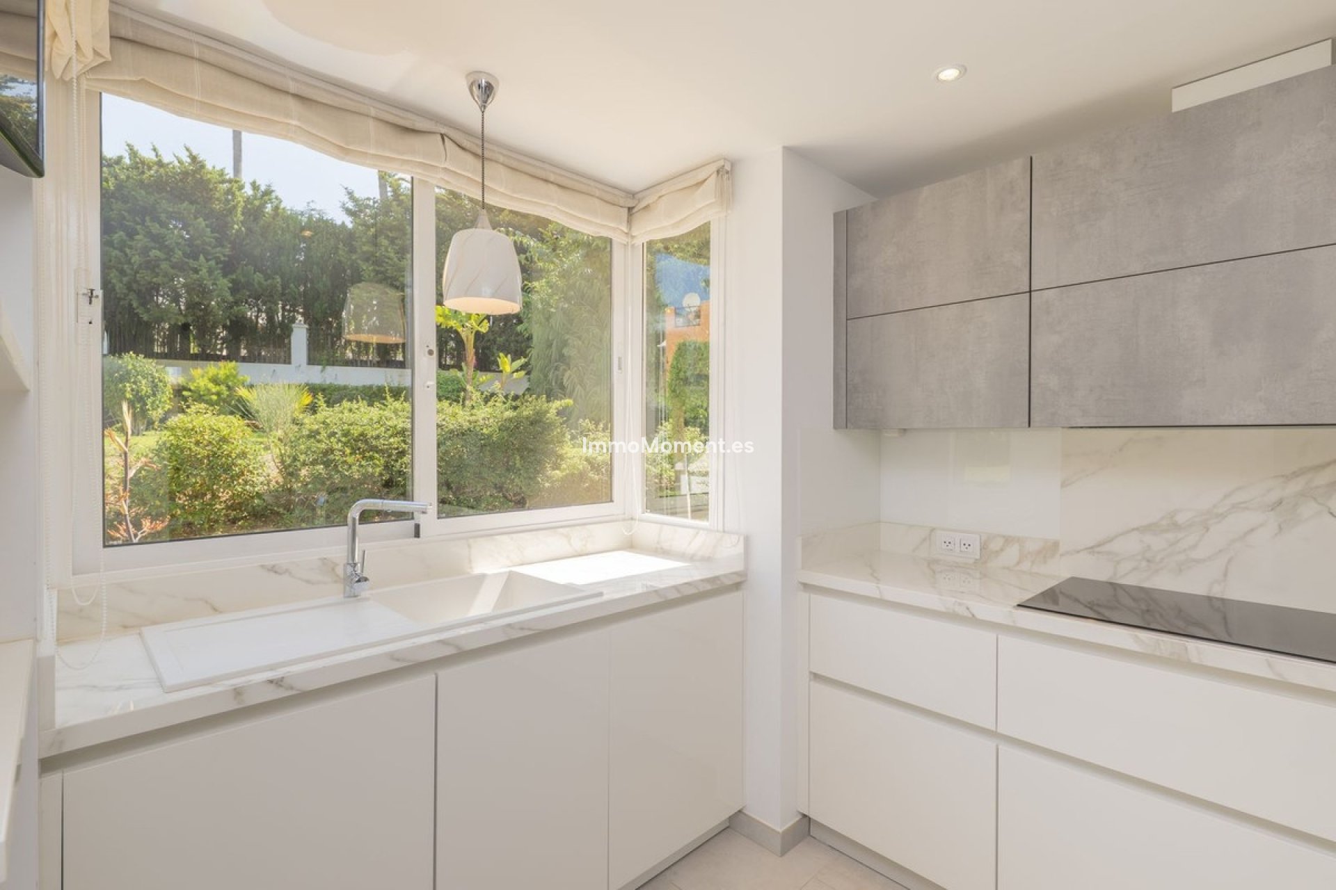 Resale - Detached villa - Marbella - Bahía de Marbella
