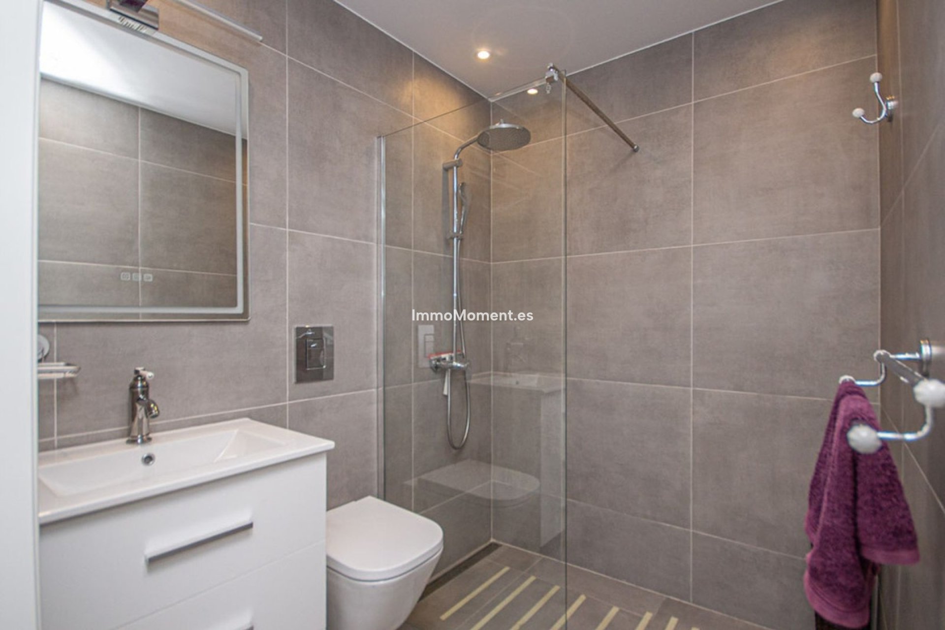 Resale - Detached villa - Marbella - Costabella