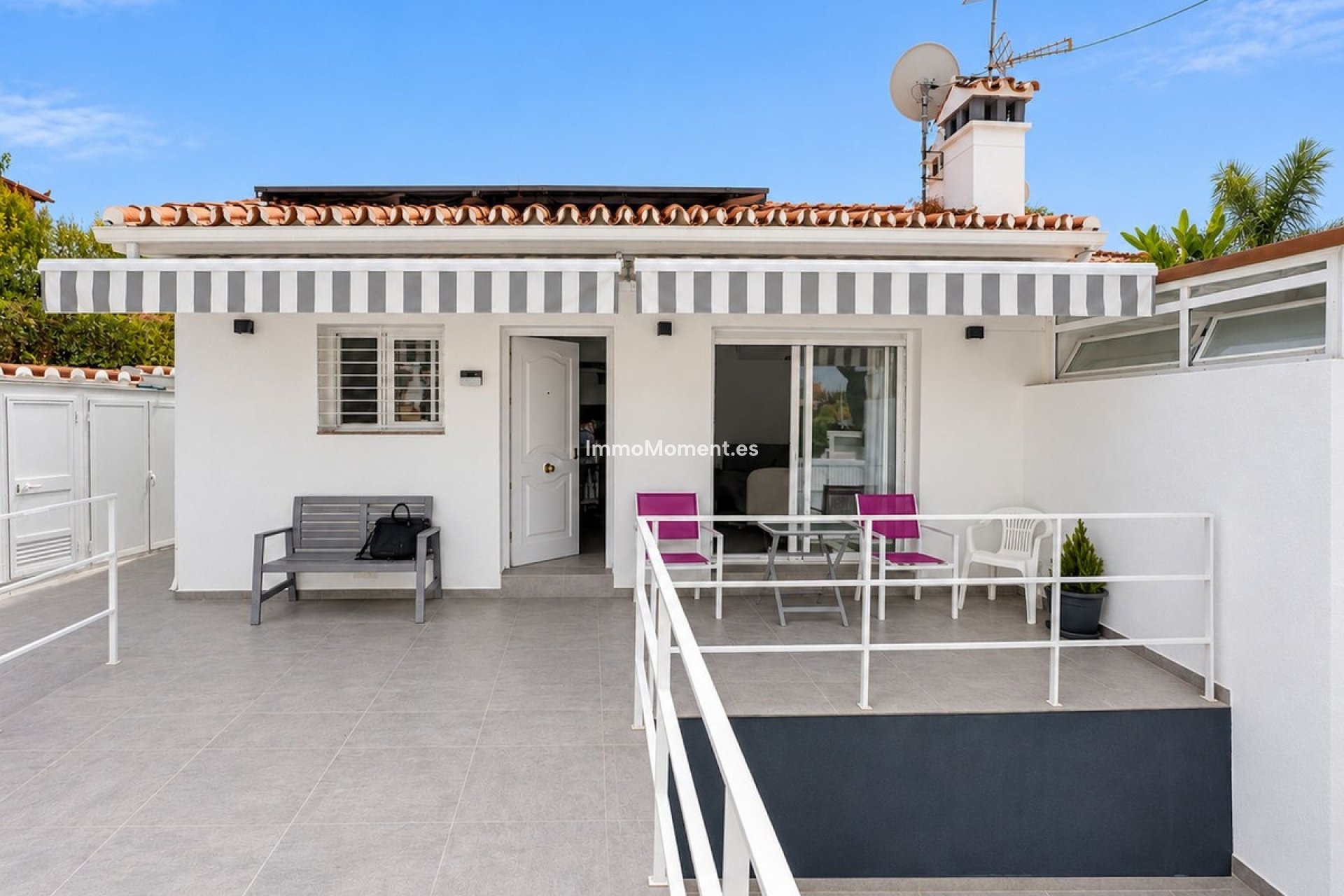 Resale - Detached villa - Marbella - Costabella