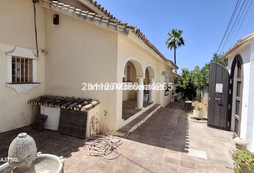 Resale - Detached villa - Marbella - El Rosario