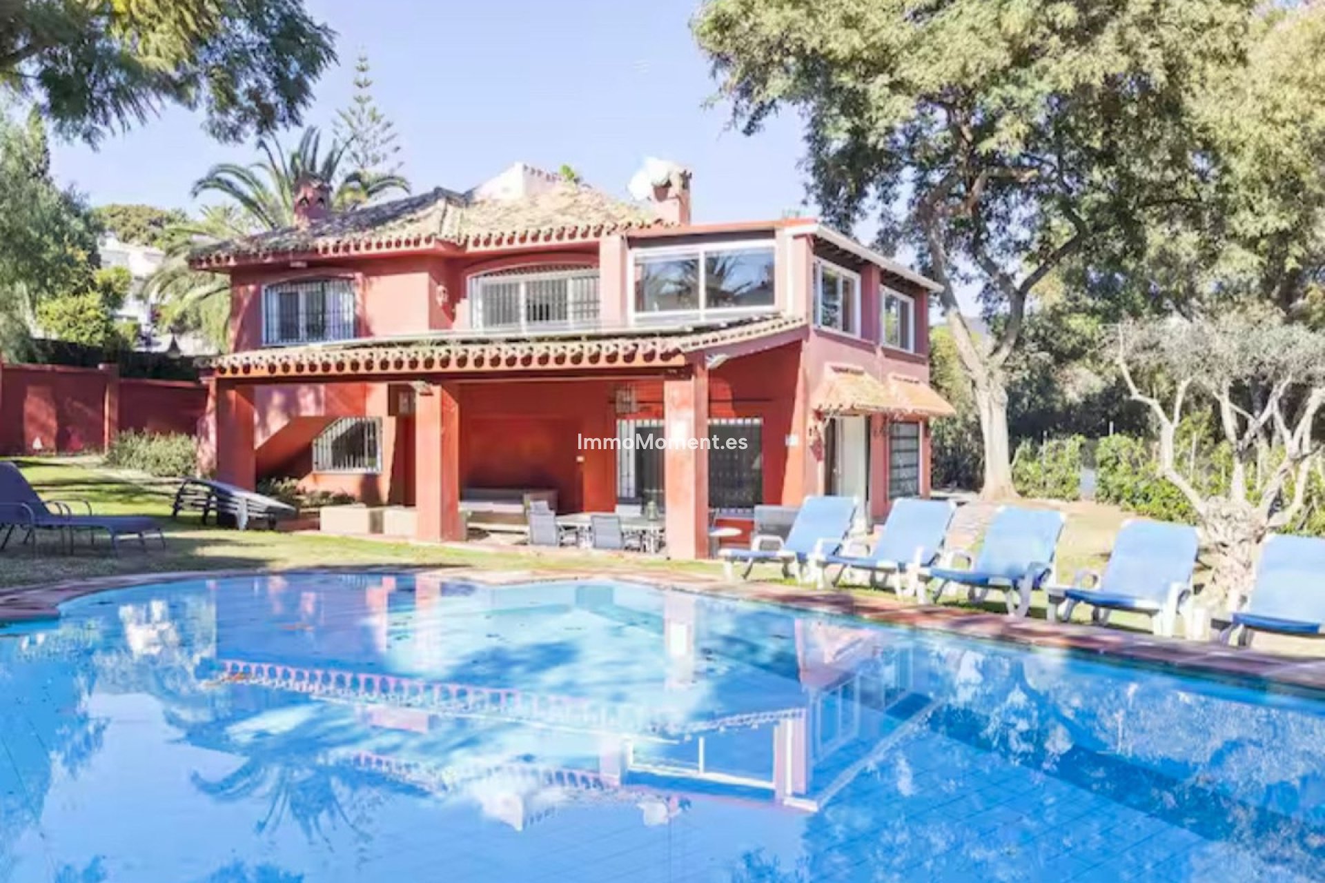 Resale - Detached villa - Marbella - Elviria