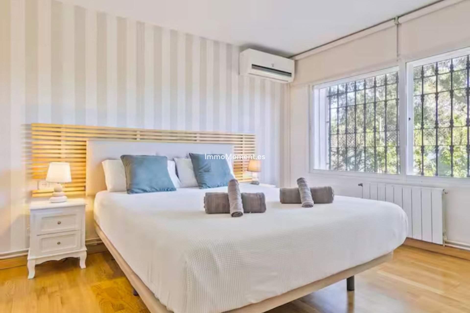 Resale - Detached villa - Marbella - Elviria