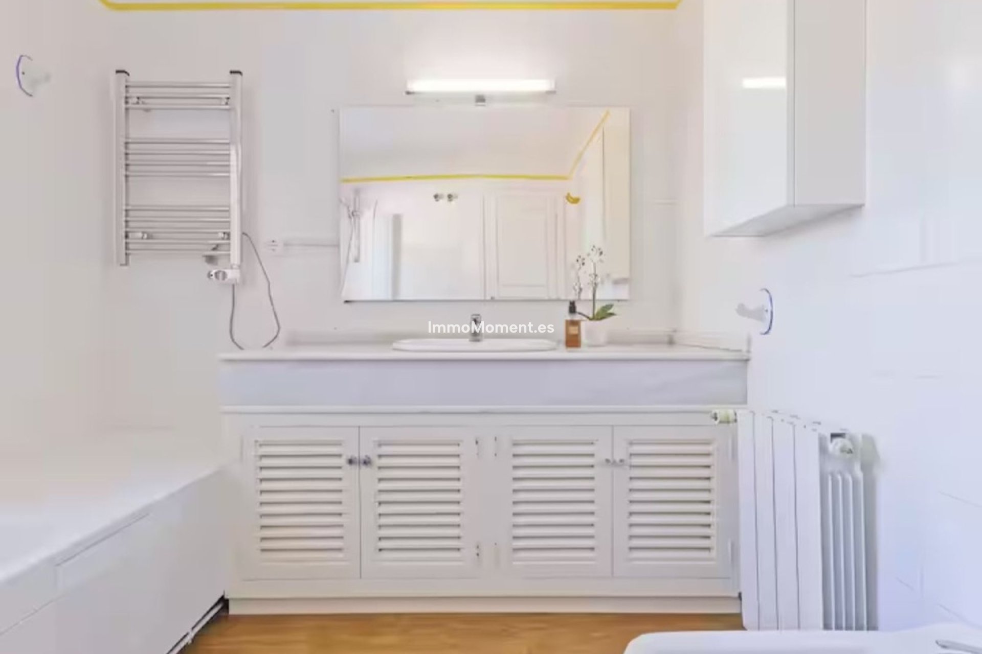 Resale - Detached villa - Marbella - Elviria