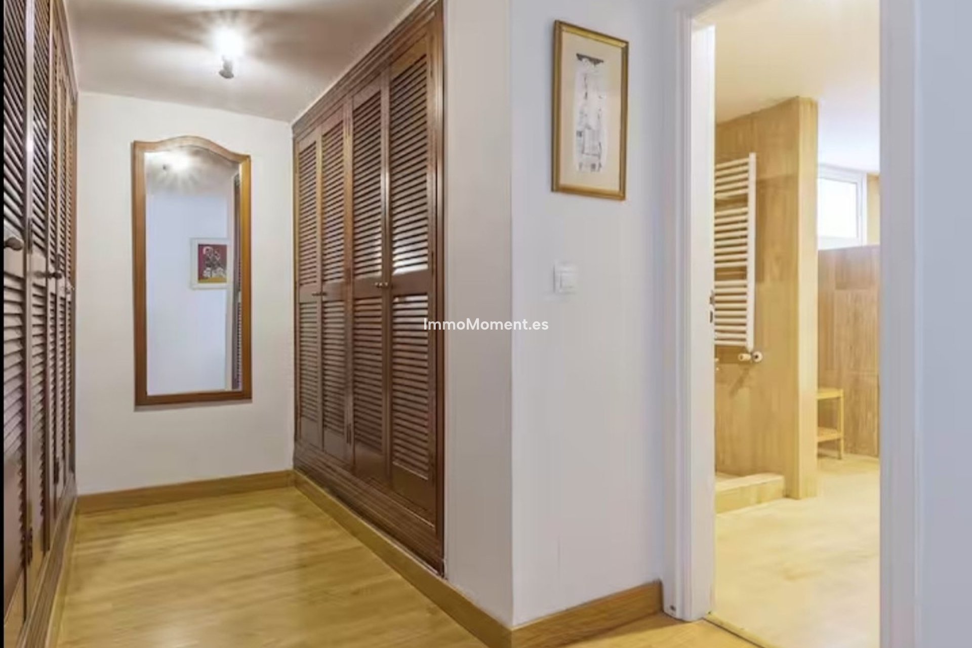 Resale - Detached villa - Marbella - Elviria