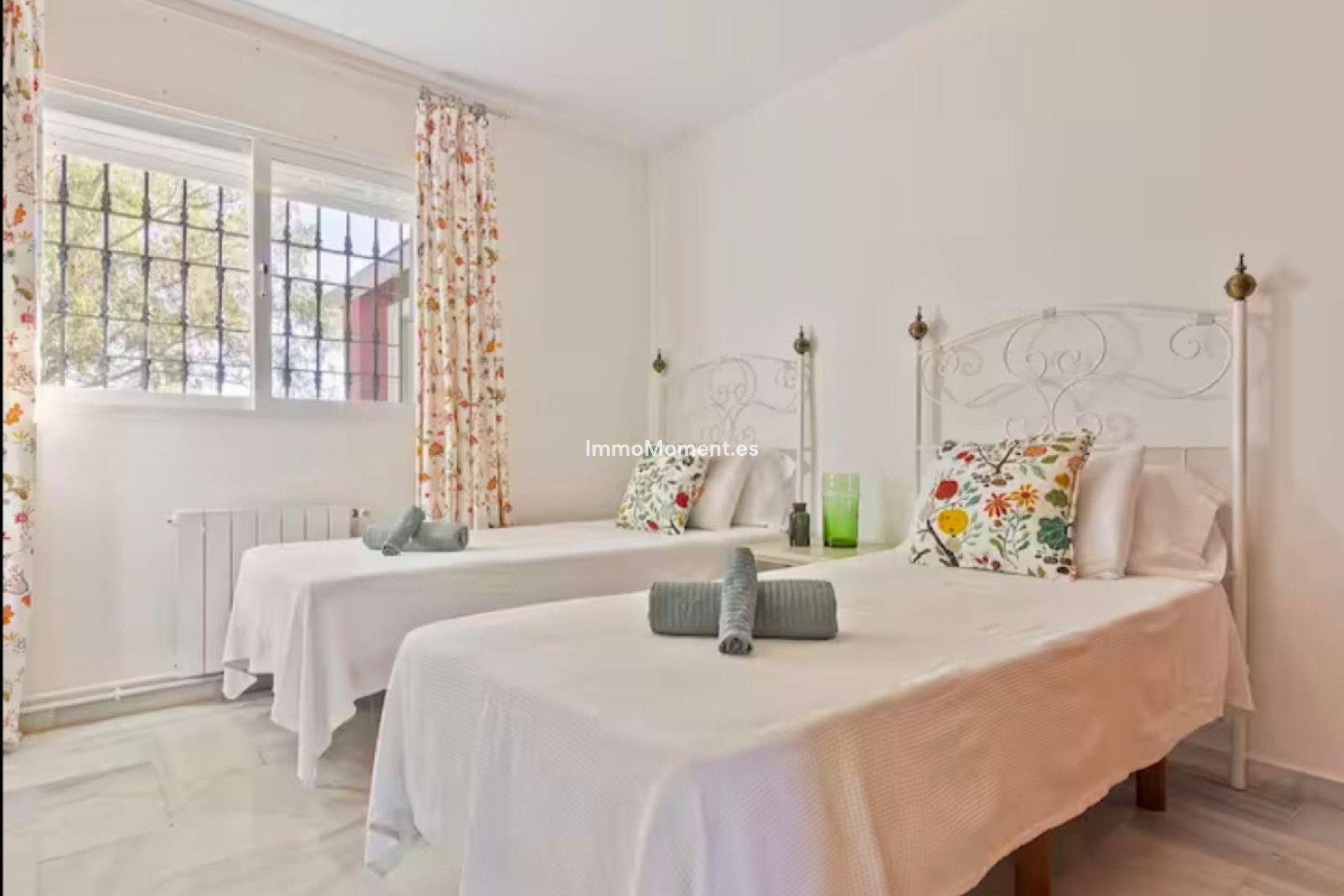 Resale - Detached villa - Marbella - Elviria