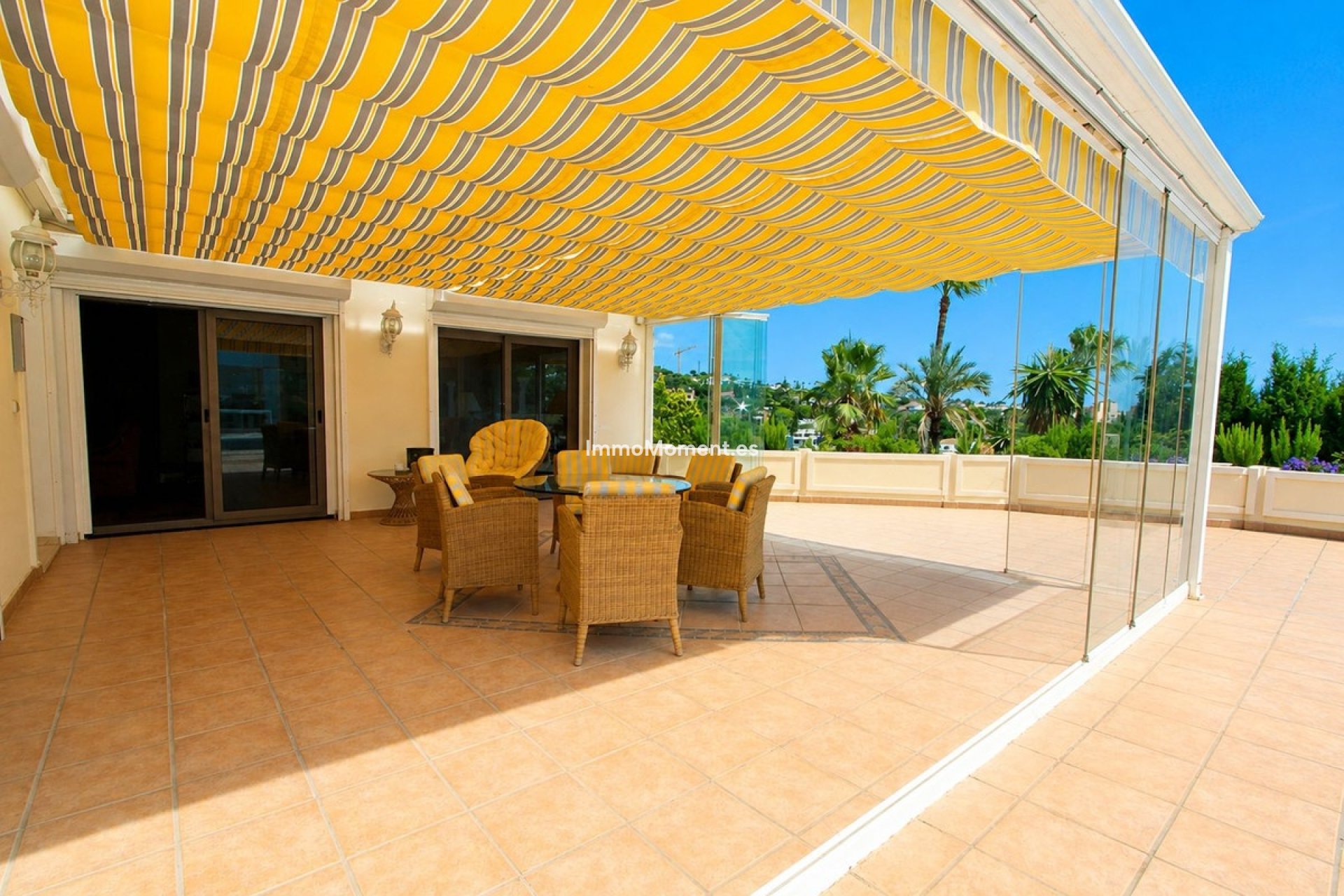 Resale - Detached villa - Marbella - Elviria