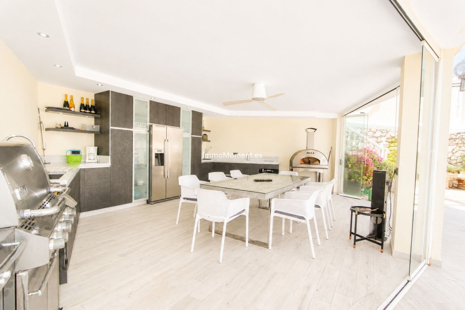 Resale - Detached villa - Marbella - Elviria