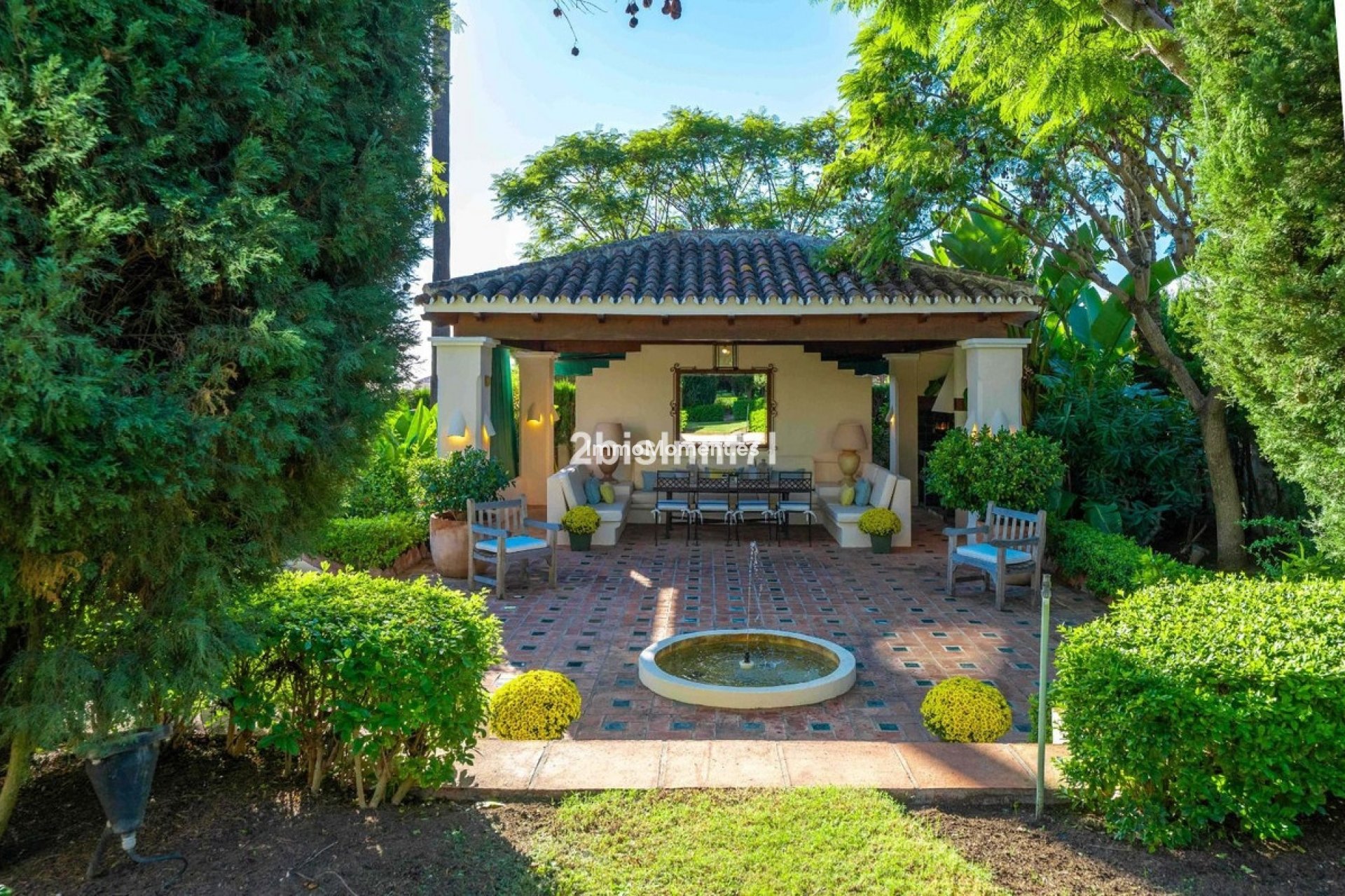 Resale - Detached villa - Marbella - Elviria