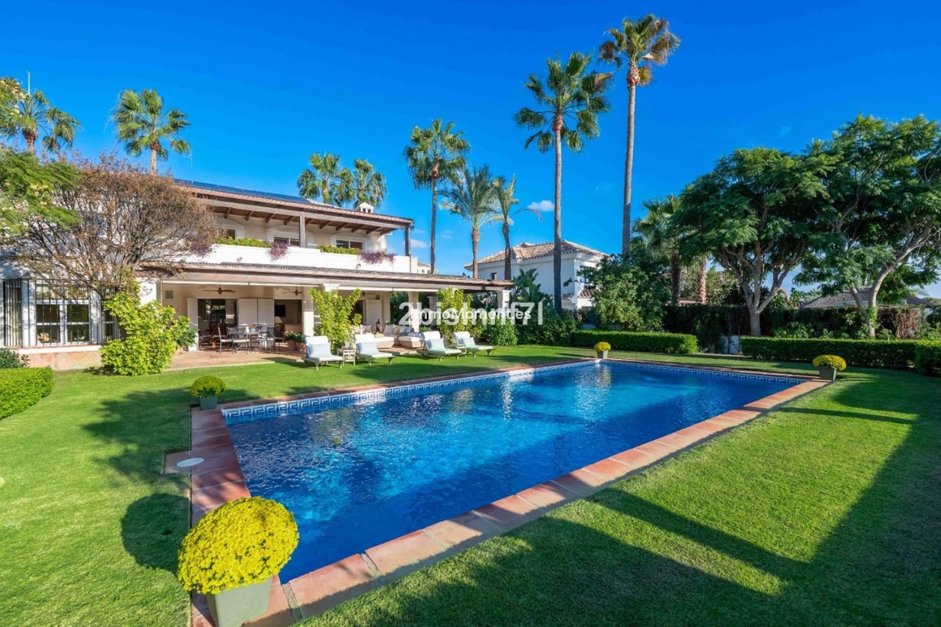 Resale - Detached villa - Marbella - Elviria