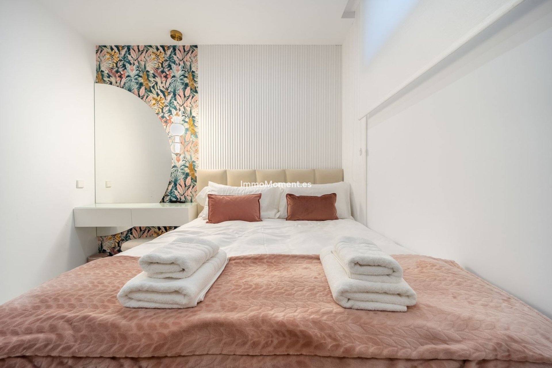 Resale - Detached villa - Marbella - Elviria