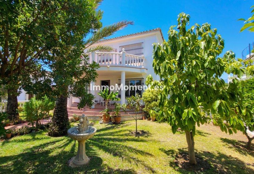 Resale - Detached villa - Marbella - Elviria