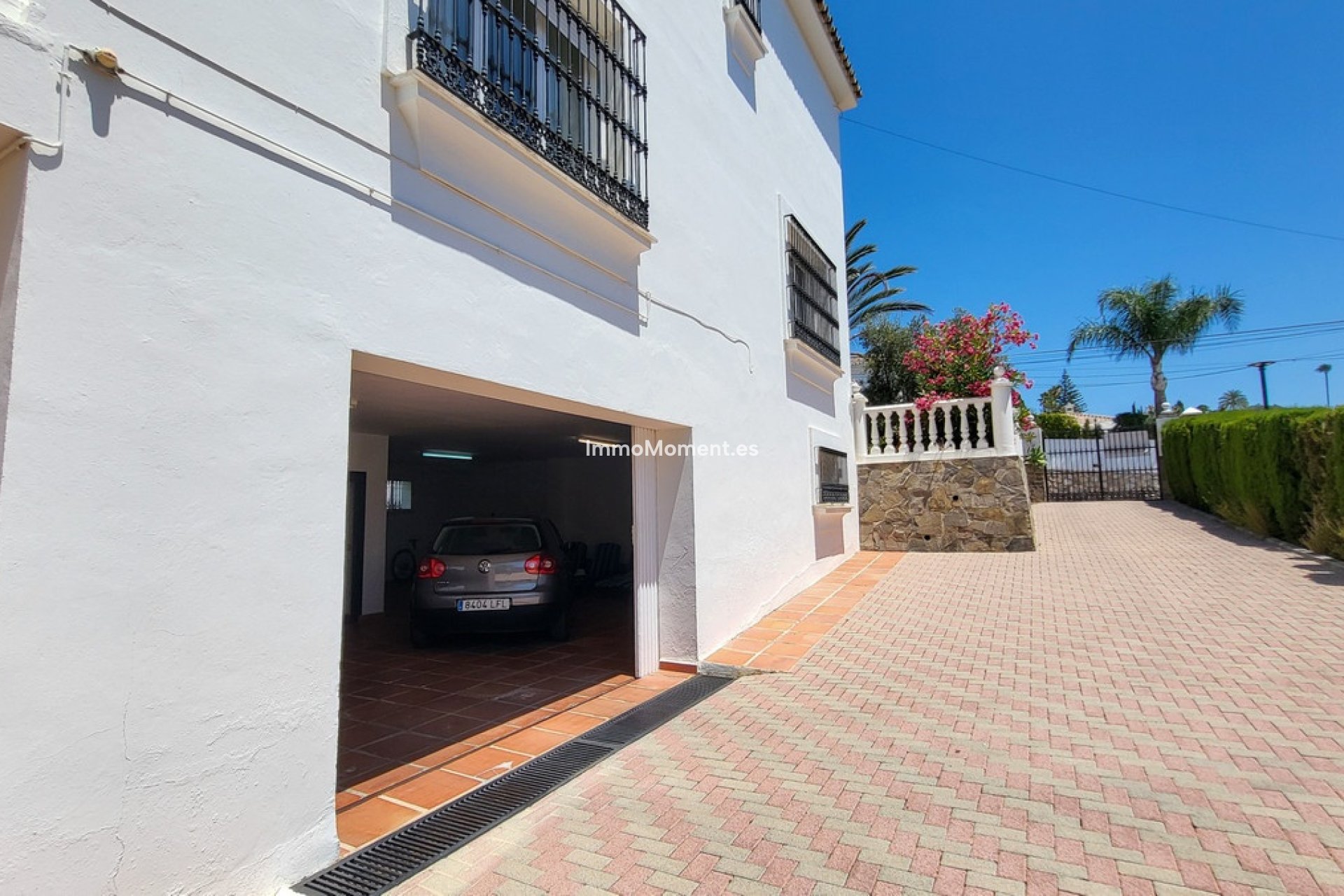 Resale - Detached villa - Marbella - Elviria
