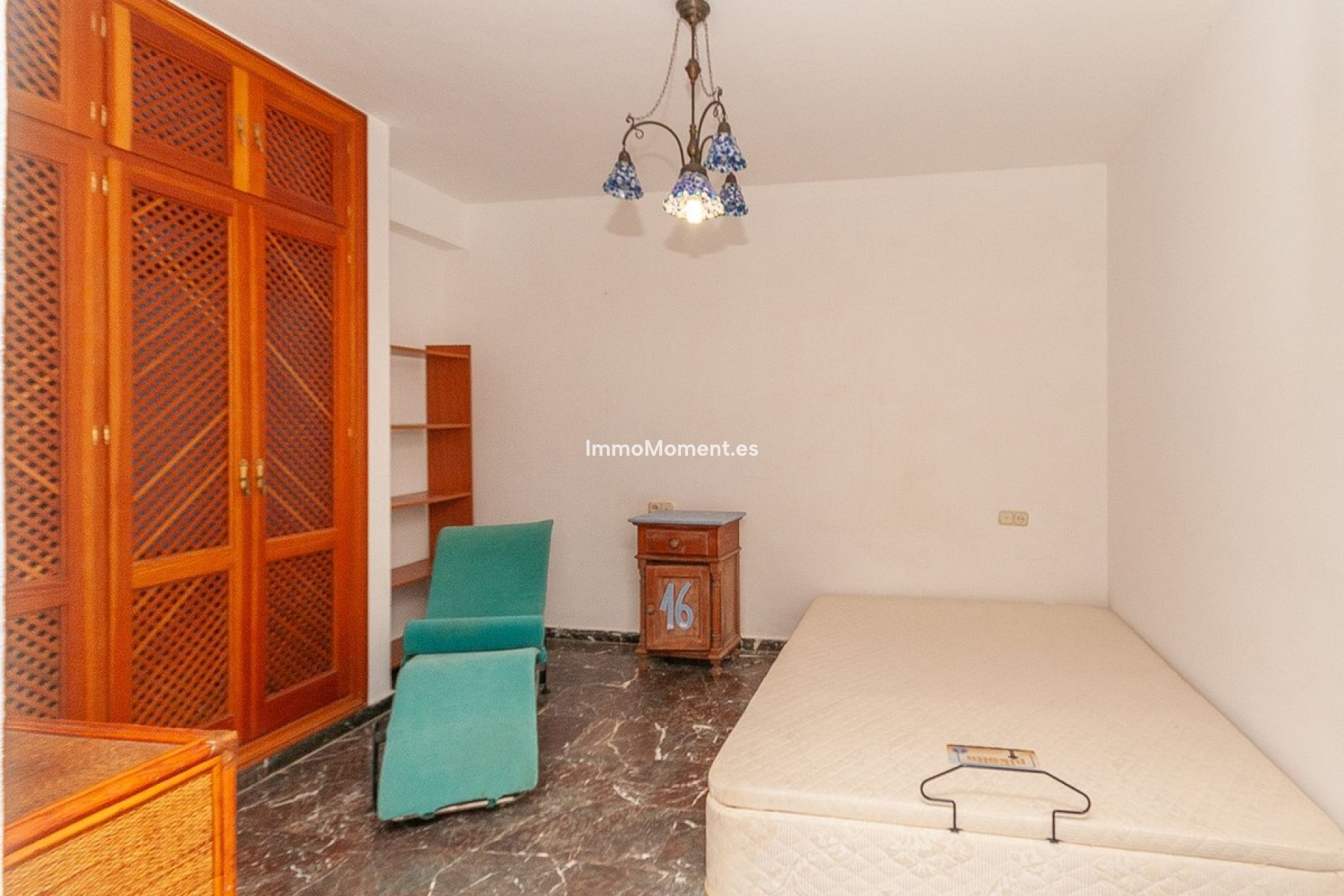 Resale - Detached villa - Marbella - Elviria