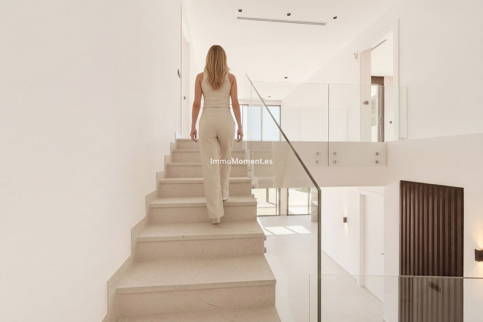 Resale - Detached villa - Marbella - Elviria
