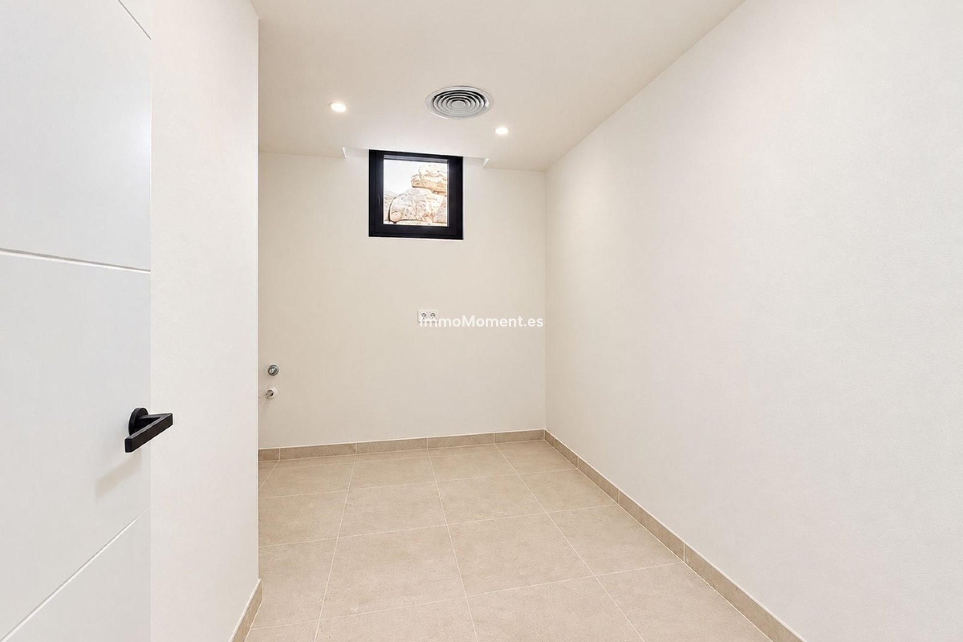 Resale - Detached villa - Marbella - Elviria