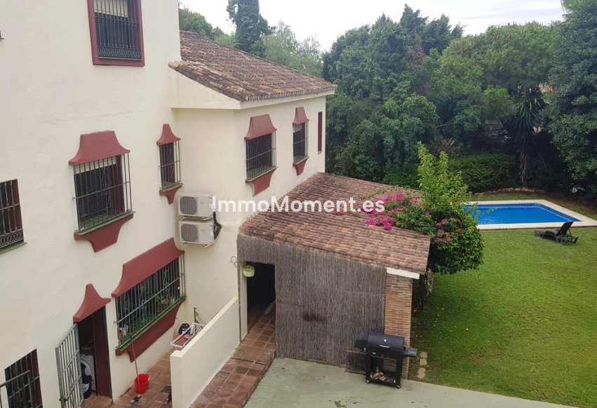 Resale - Detached villa - Marbella - Elviria