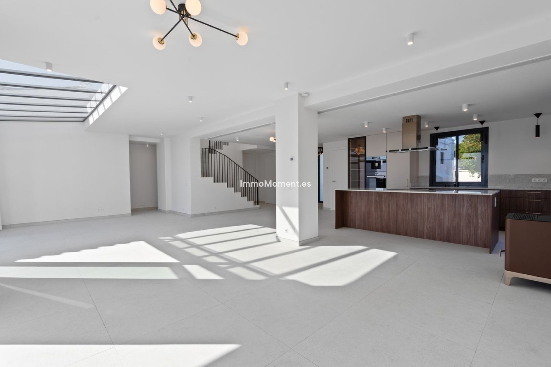 Resale - Detached villa - Marbella - Elviria