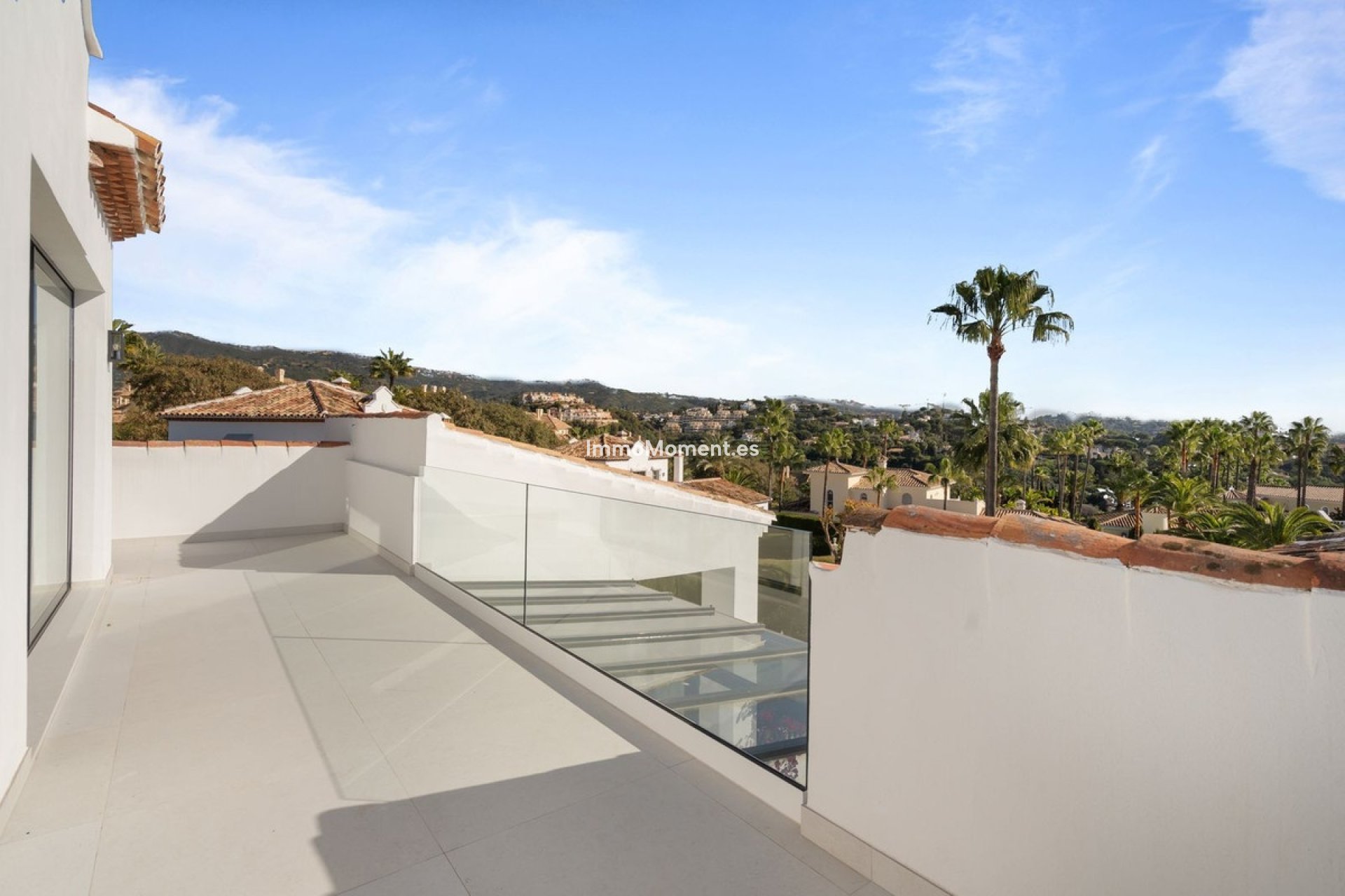Resale - Detached villa - Marbella - Elviria