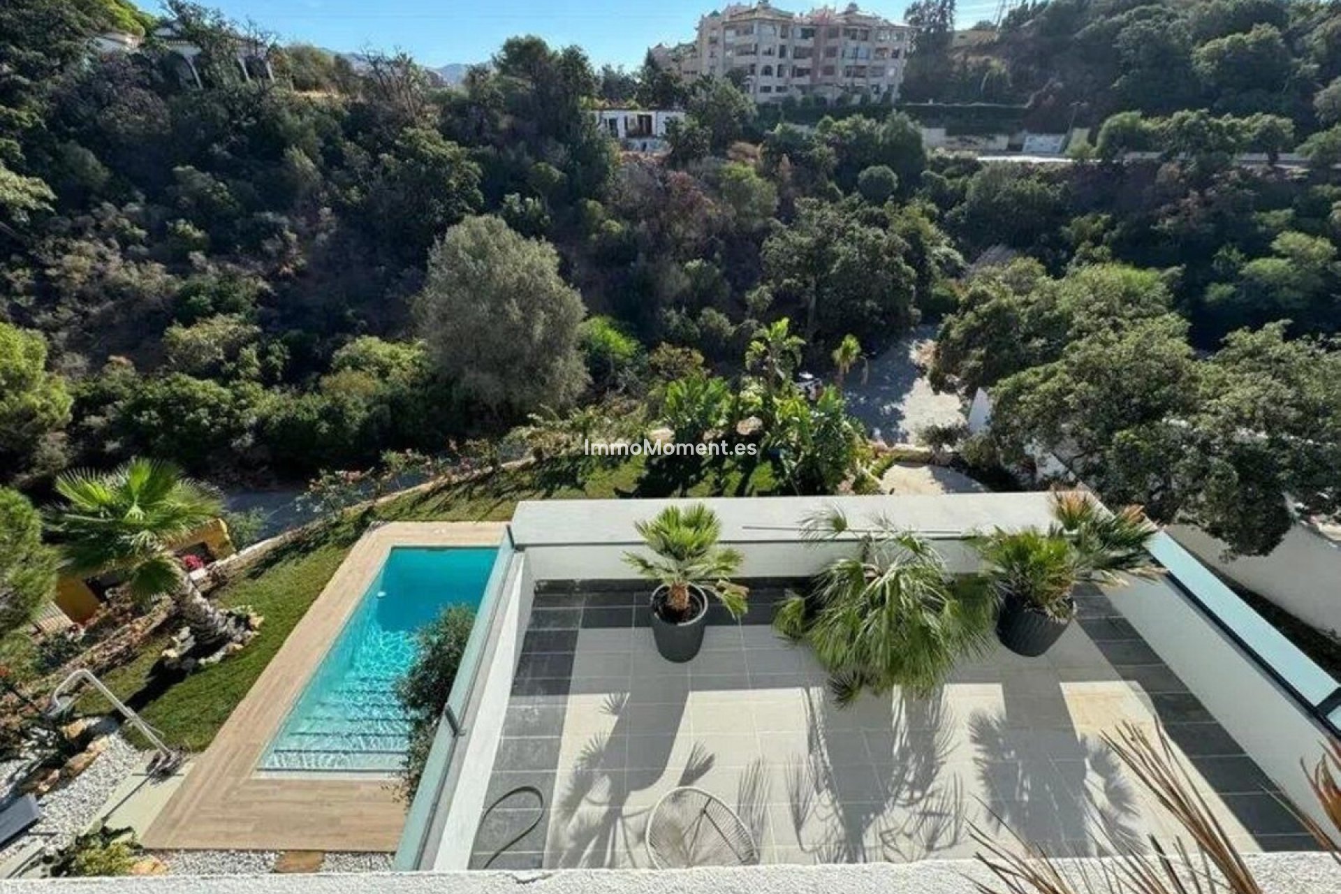 Resale - Detached villa - Marbella - Elviria