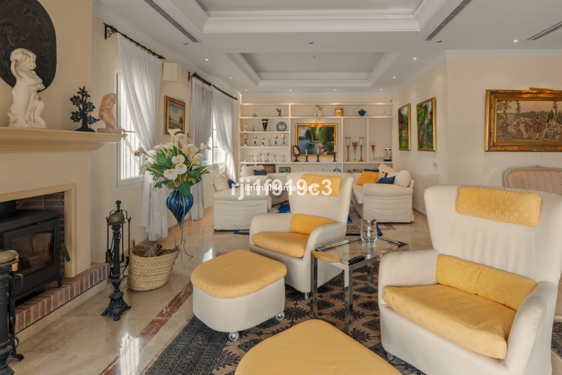 Resale - Detached villa - Marbella - Elviria