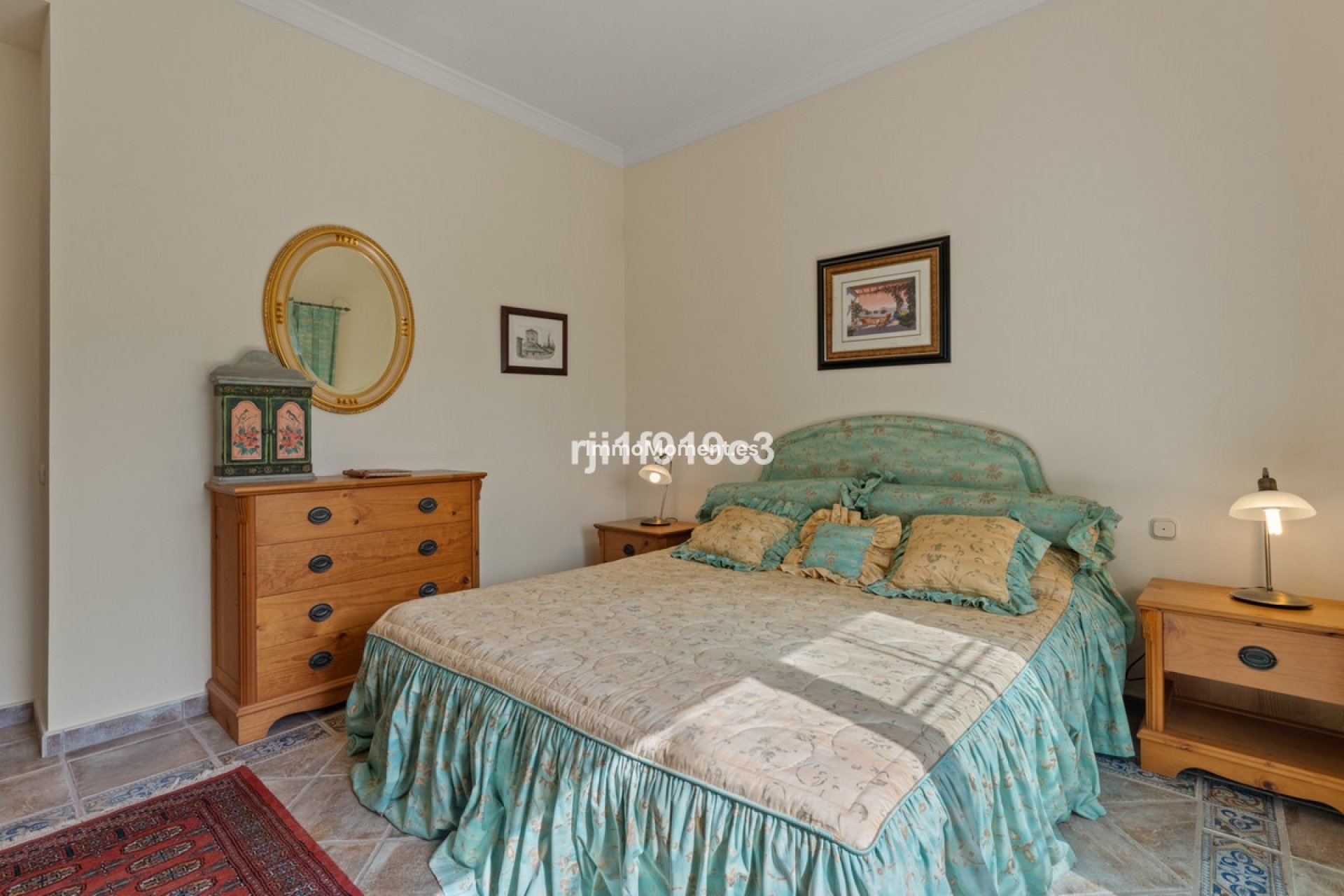 Resale - Detached villa - Marbella - Elviria
