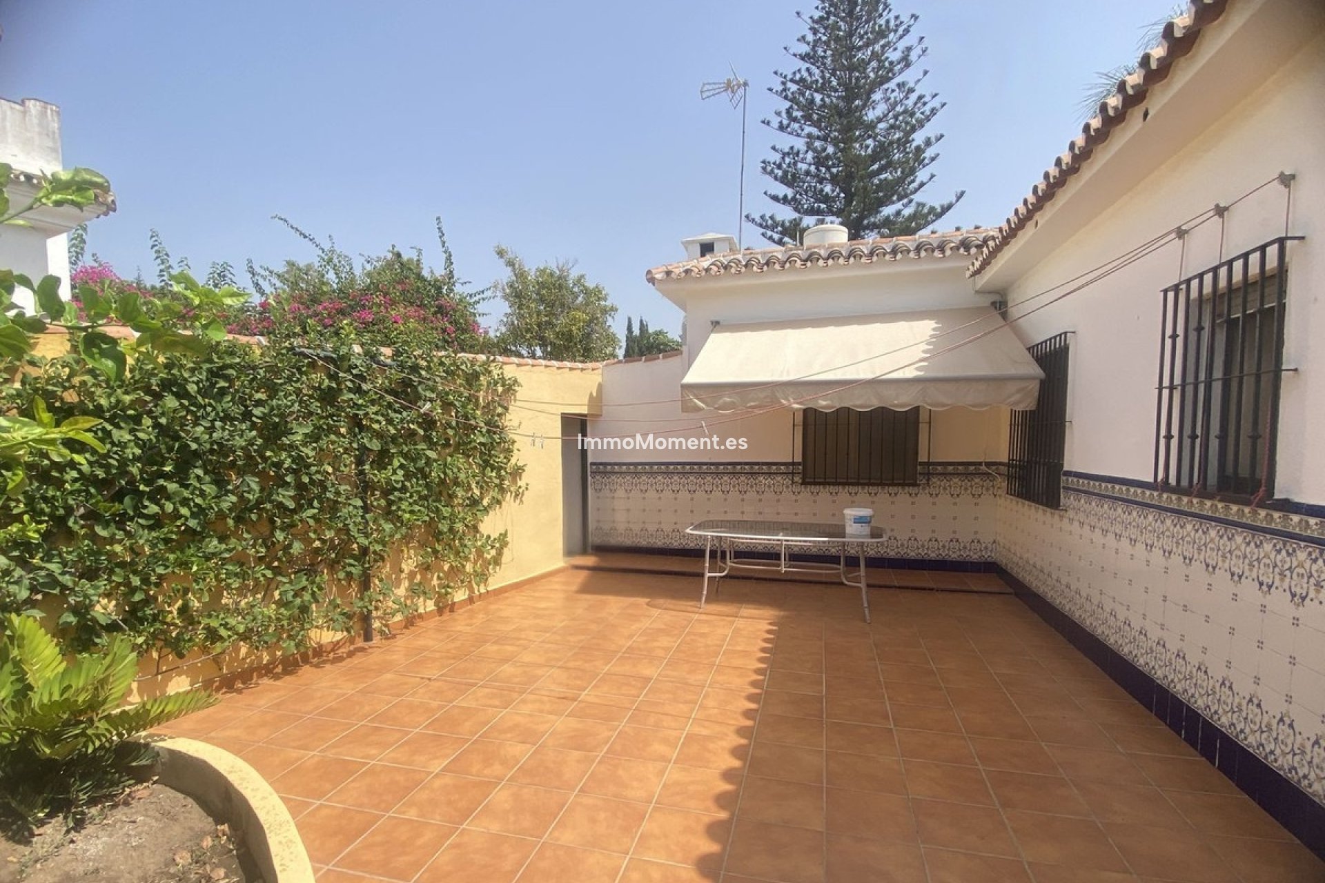 Resale - Detached villa - Marbella - Elviria