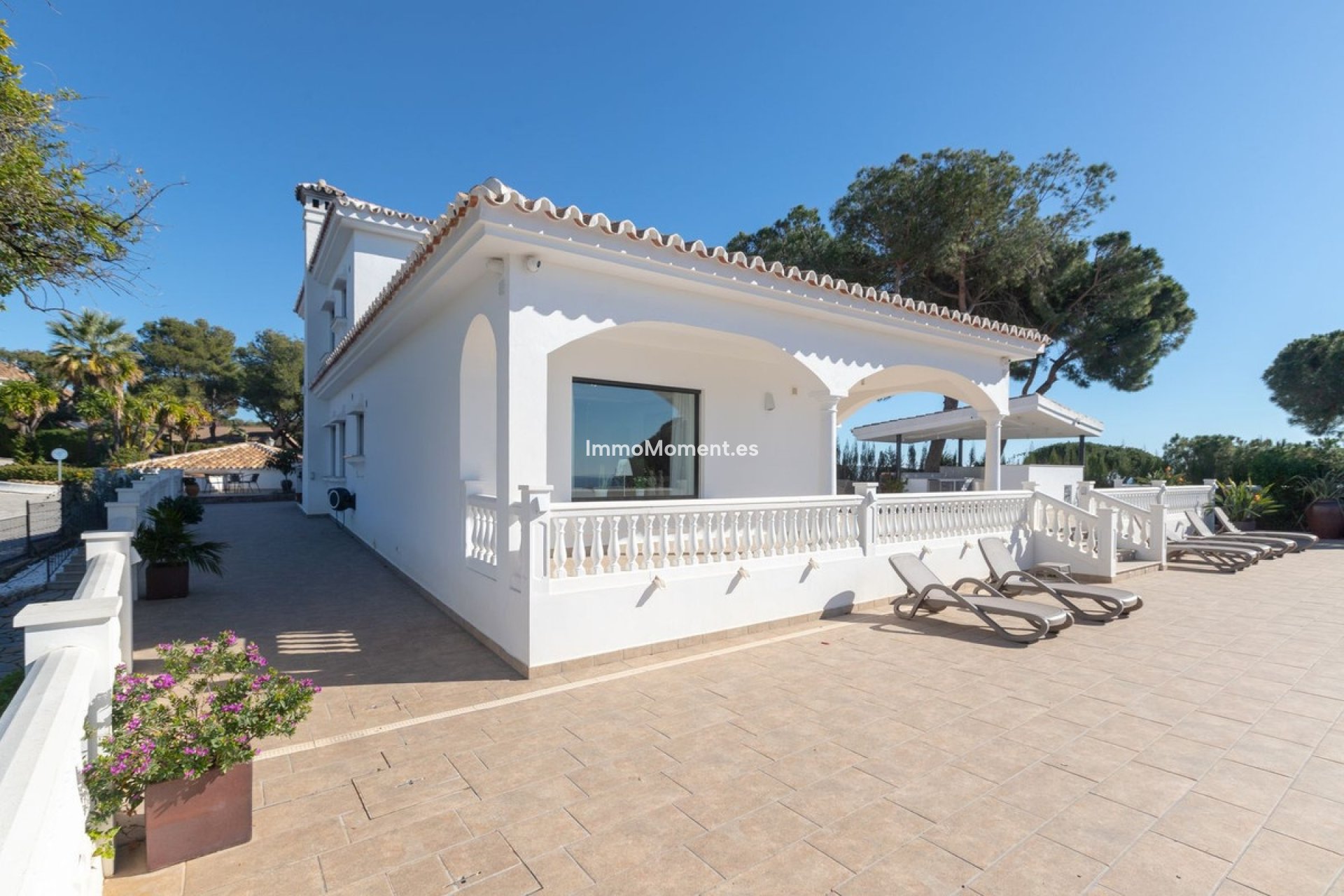 Resale - Detached villa - Marbella - Elviria