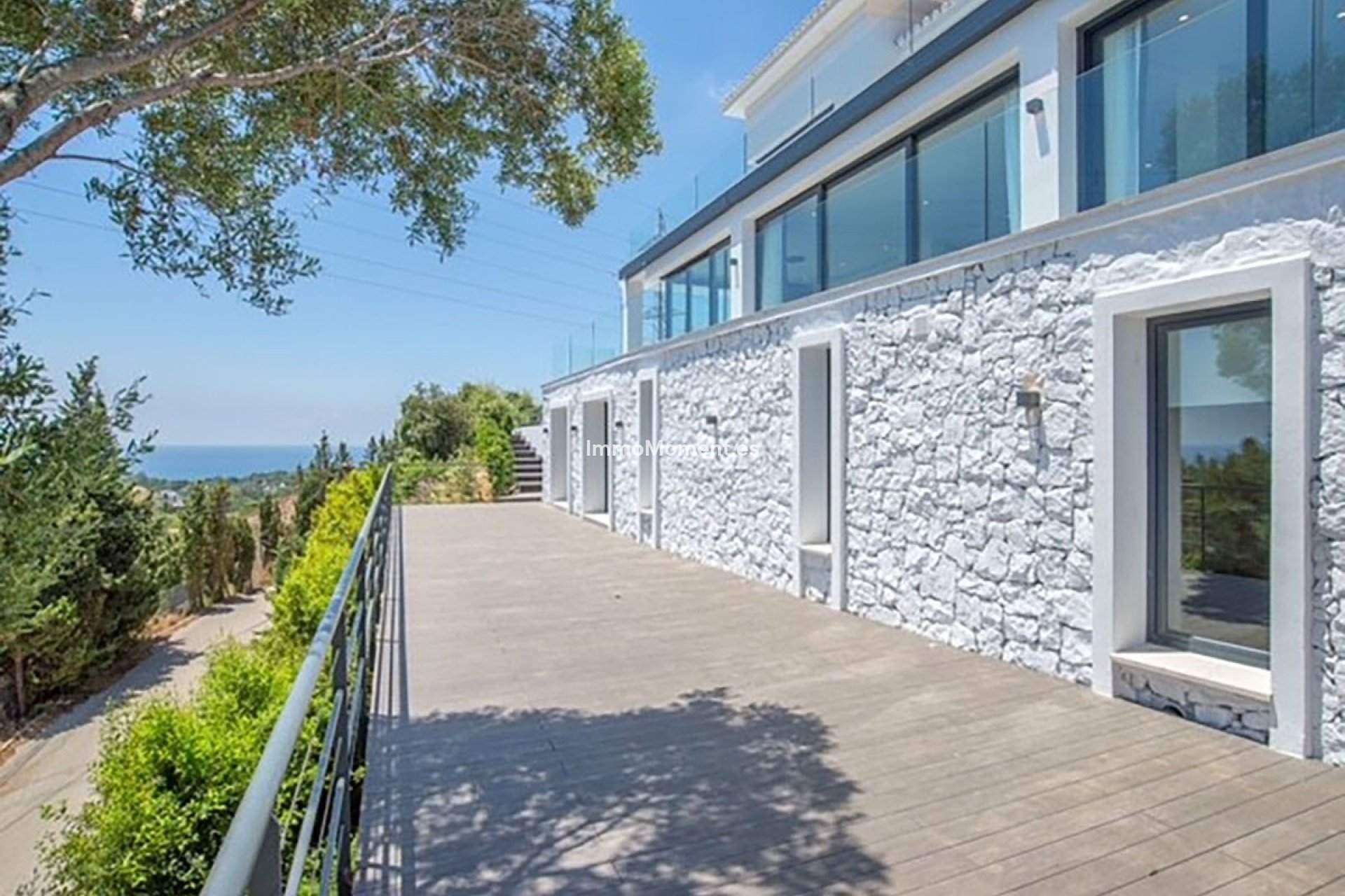 Resale - Detached villa - Marbella - Elviria