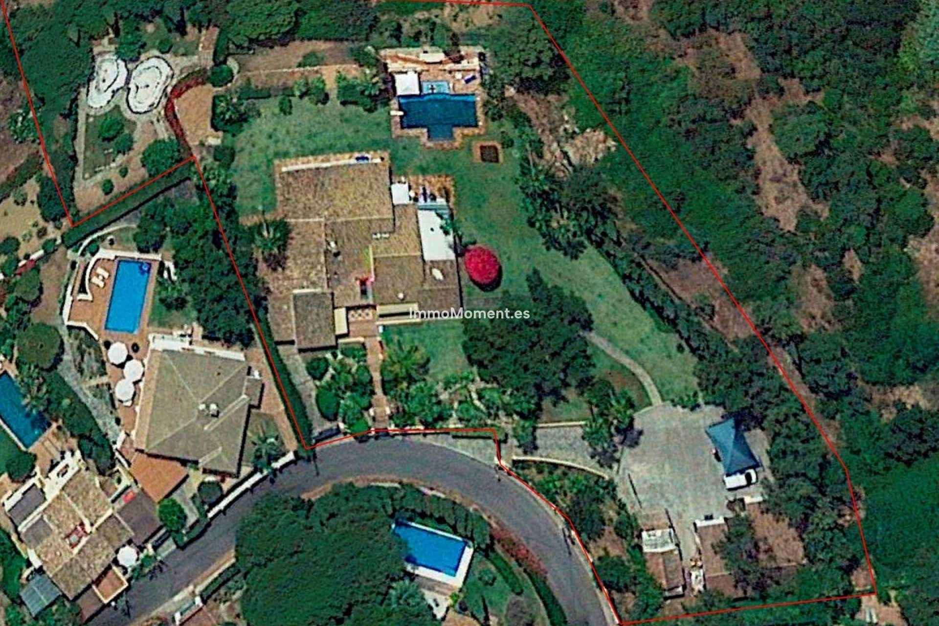 Resale - Detached villa - Marbella - Elviria